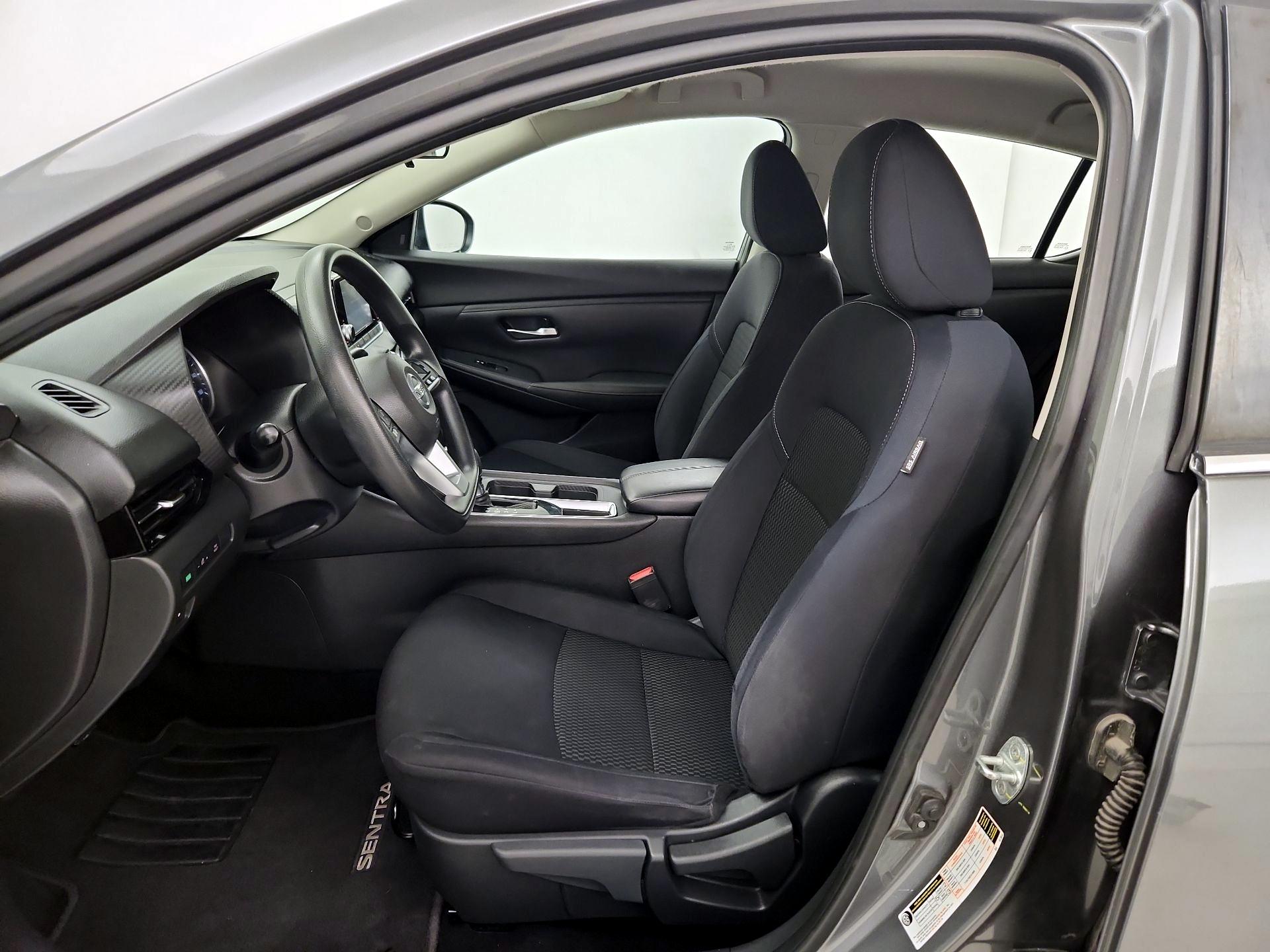 Thumbnail: 2020 Nissan Sentra - 11