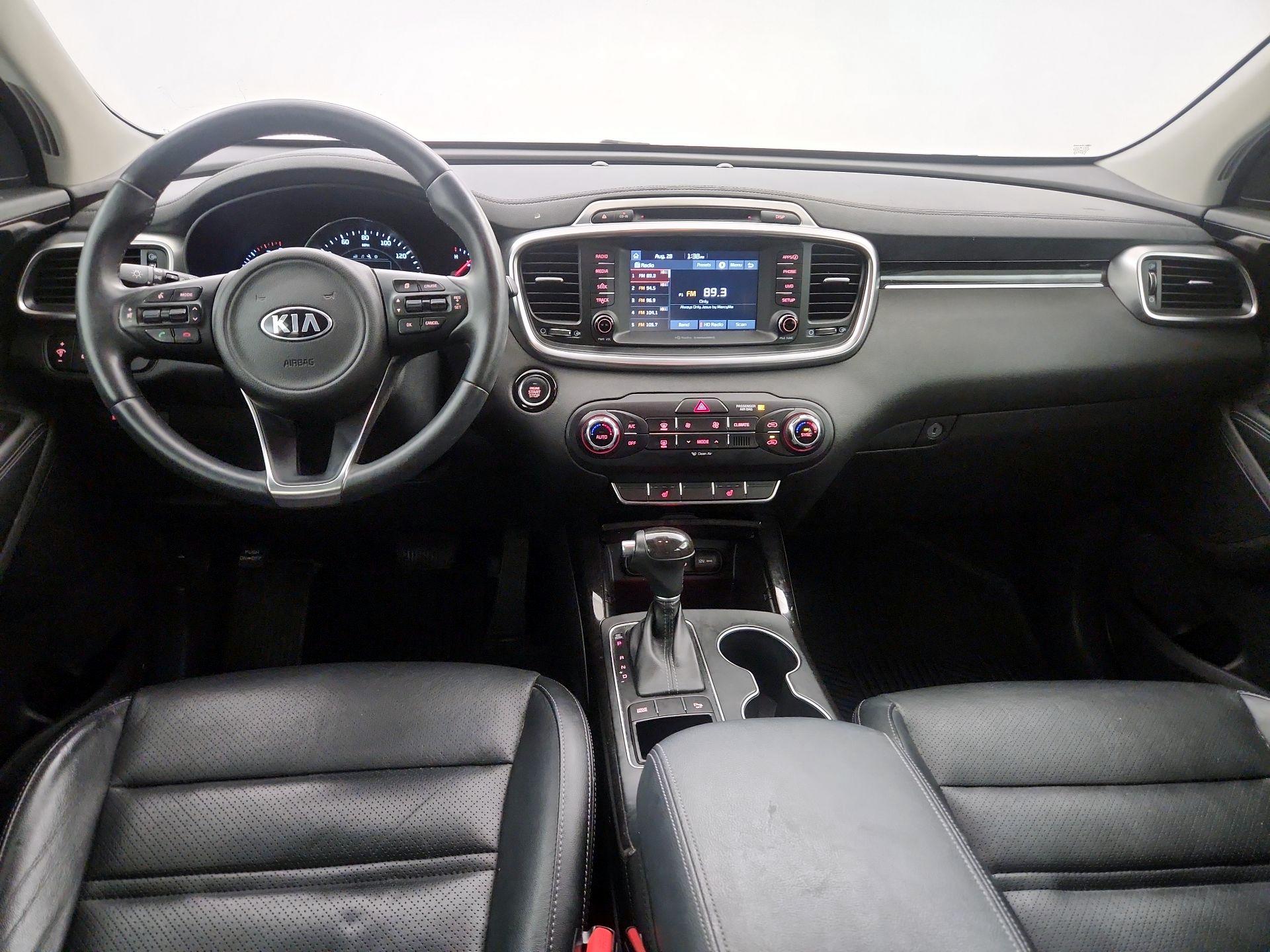Thumbnail: 2018 Kia Sorento - 9