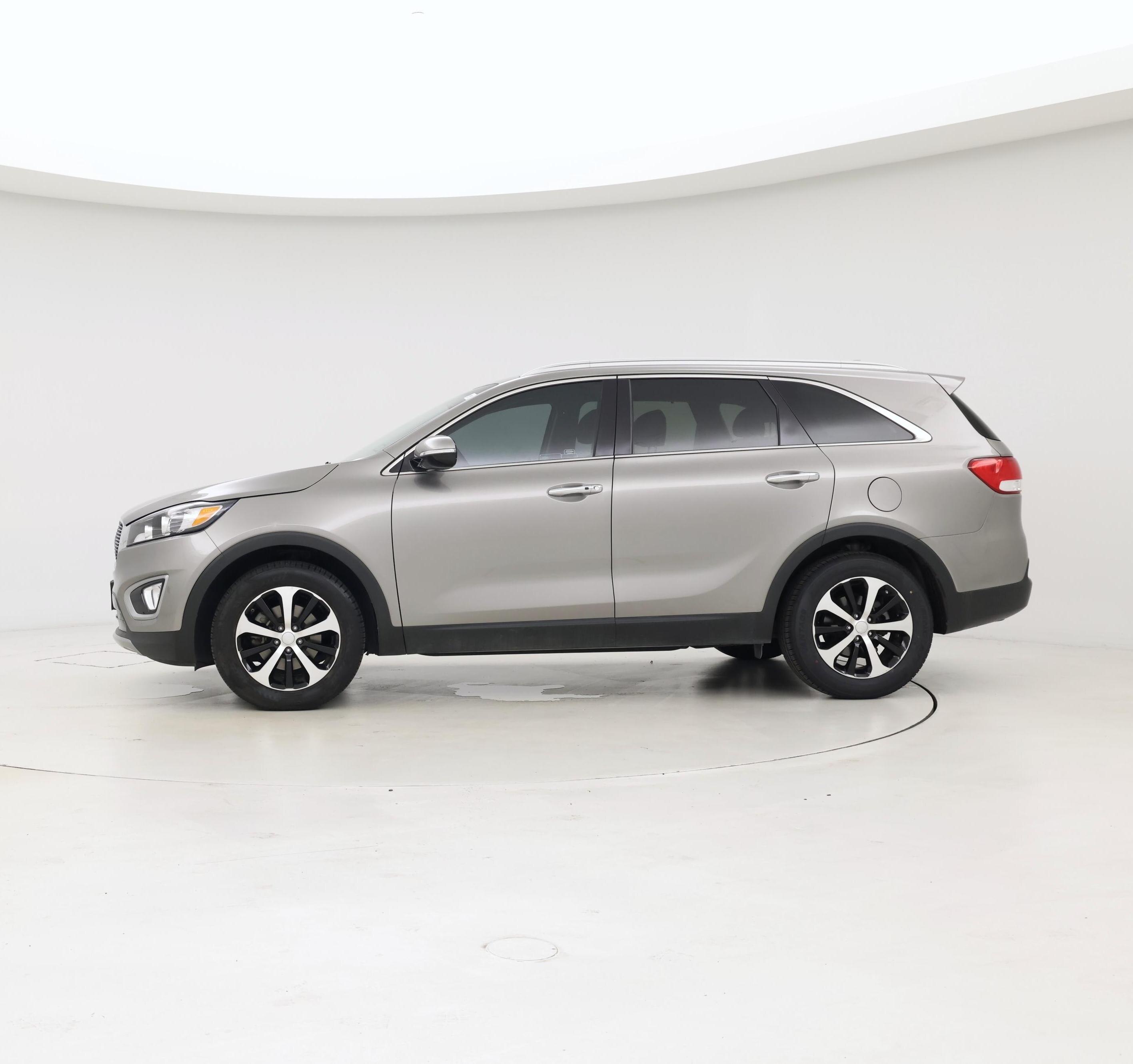 Thumbnail: 2018 Kia Sorento - 3
