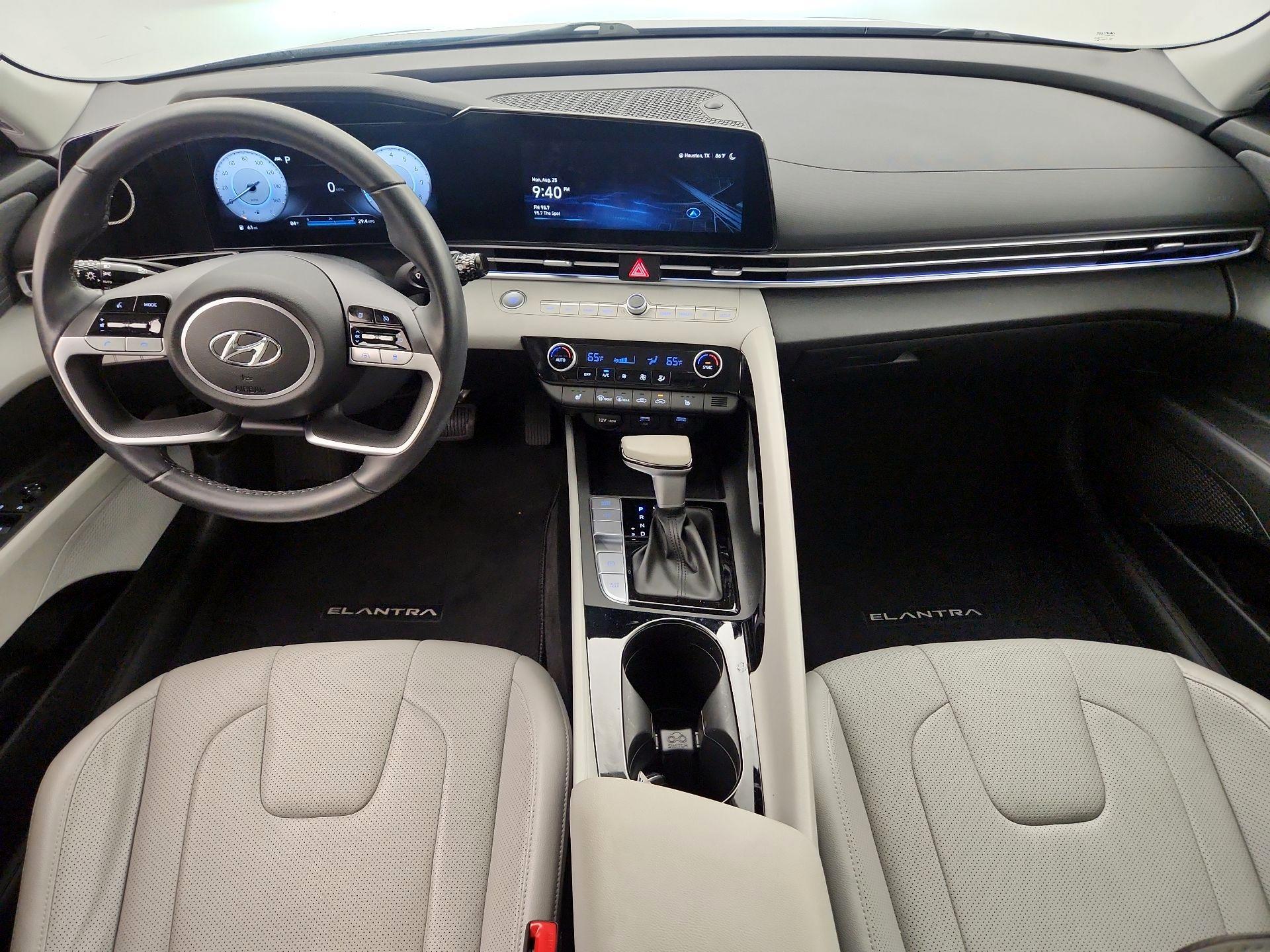 Thumbnail: 2023 Hyundai Elantra - 9