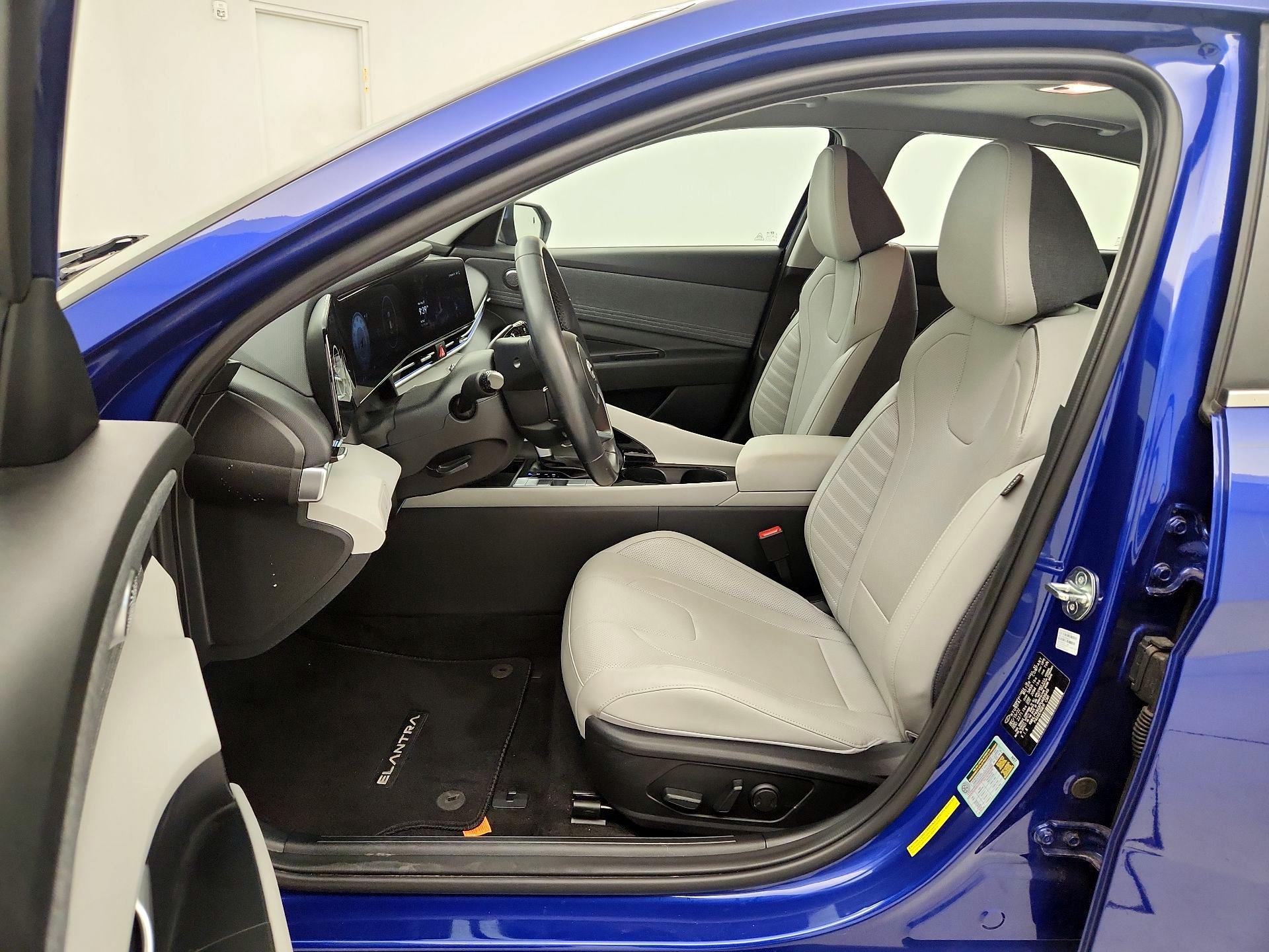 Thumbnail: 2023 Hyundai Elantra - 11