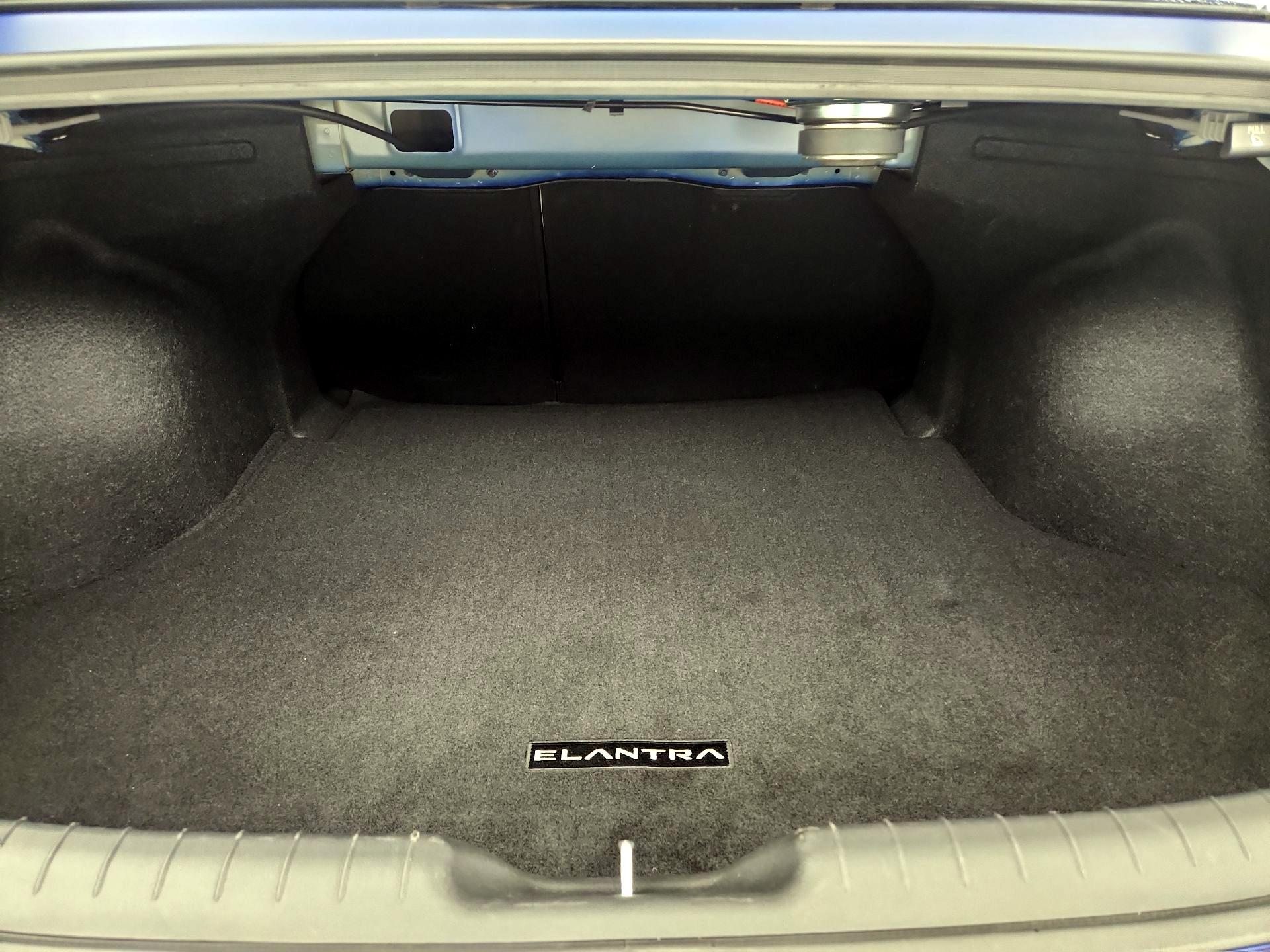 Thumbnail: 2023 Hyundai Elantra - 16