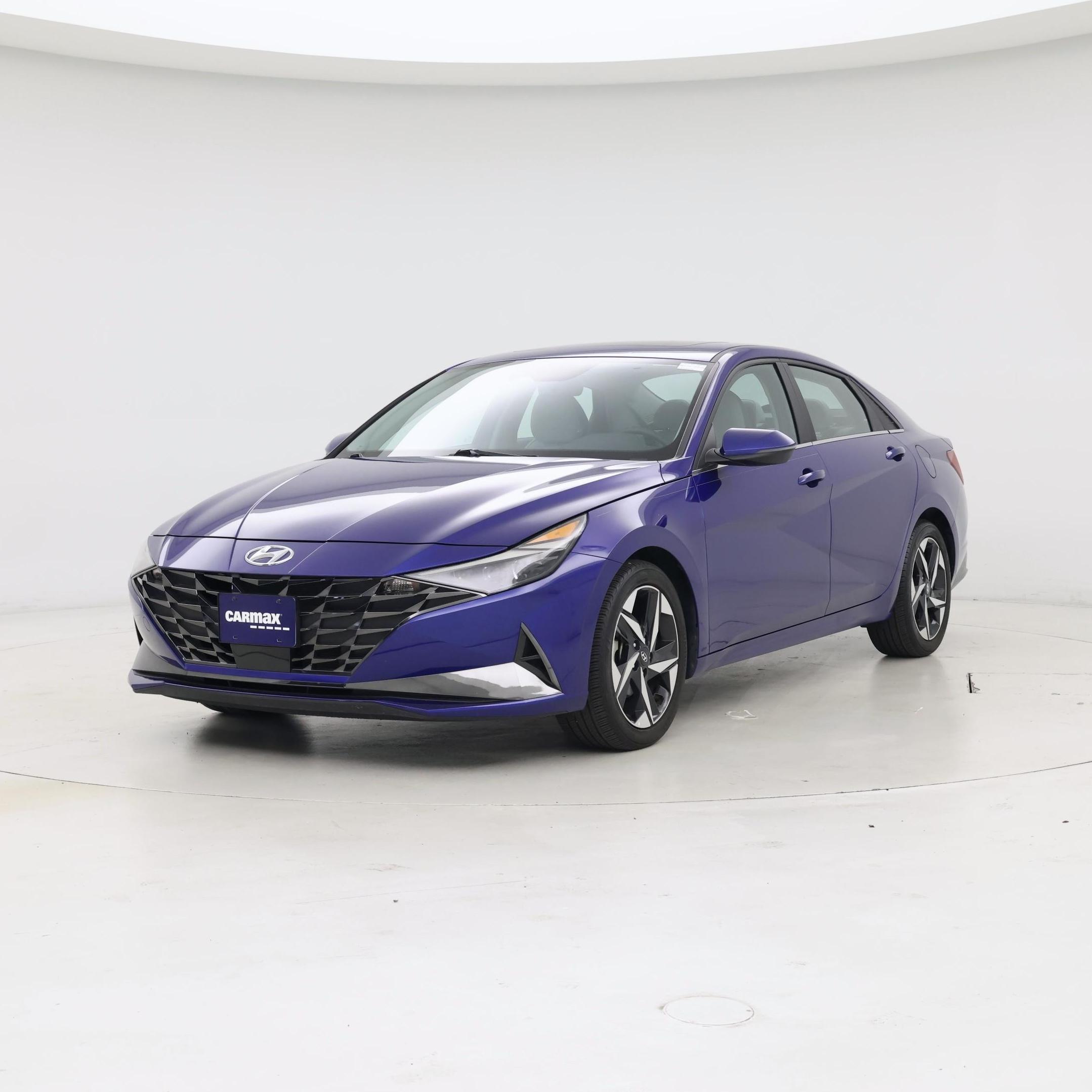Thumbnail: 2023 Hyundai Elantra - 4