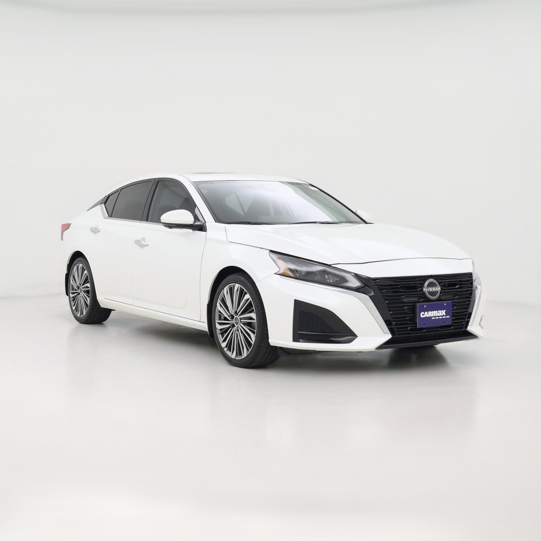 Thumbnail: 2024 Nissan Altima - 1