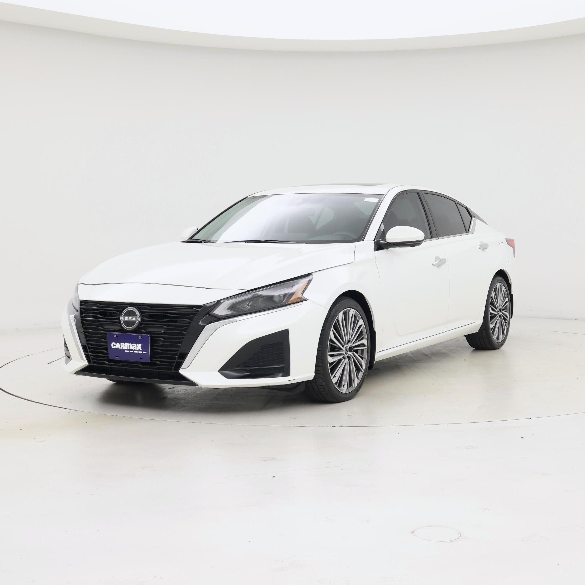 Thumbnail: 2024 Nissan Altima - 4