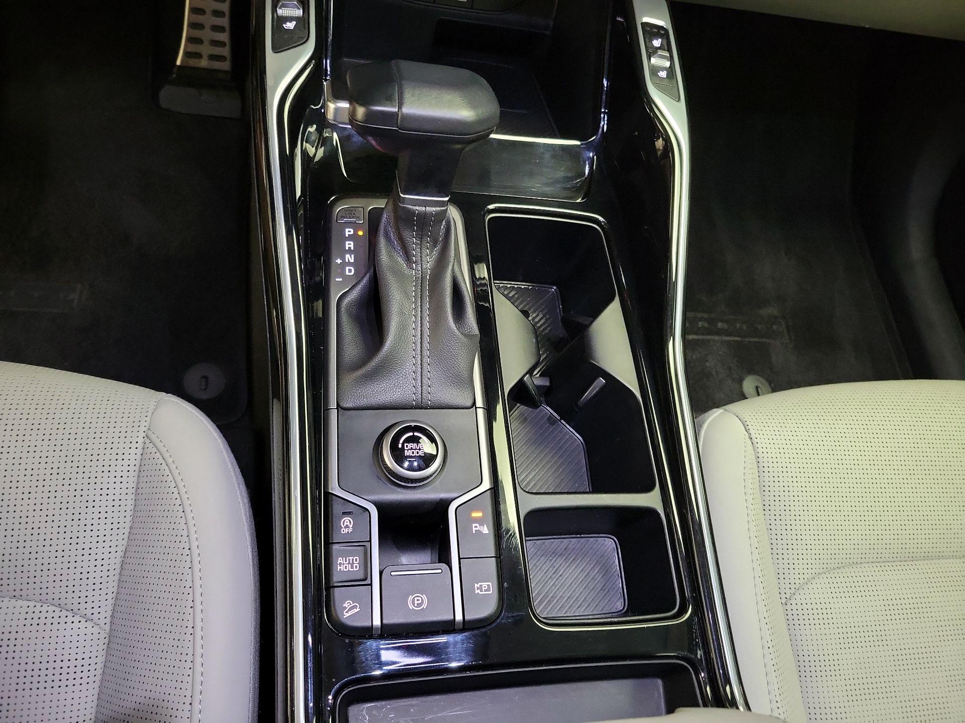 Thumbnail: 2024 Kia Sorento - 18