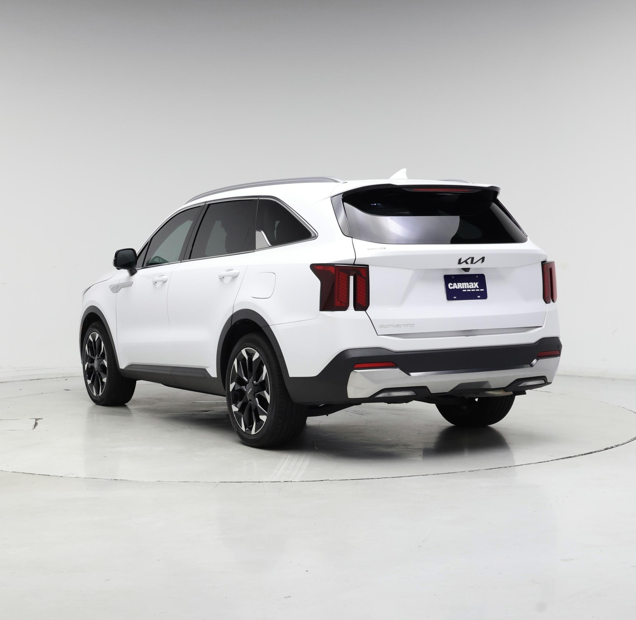 Thumbnail: 2024 Kia Sorento - 2