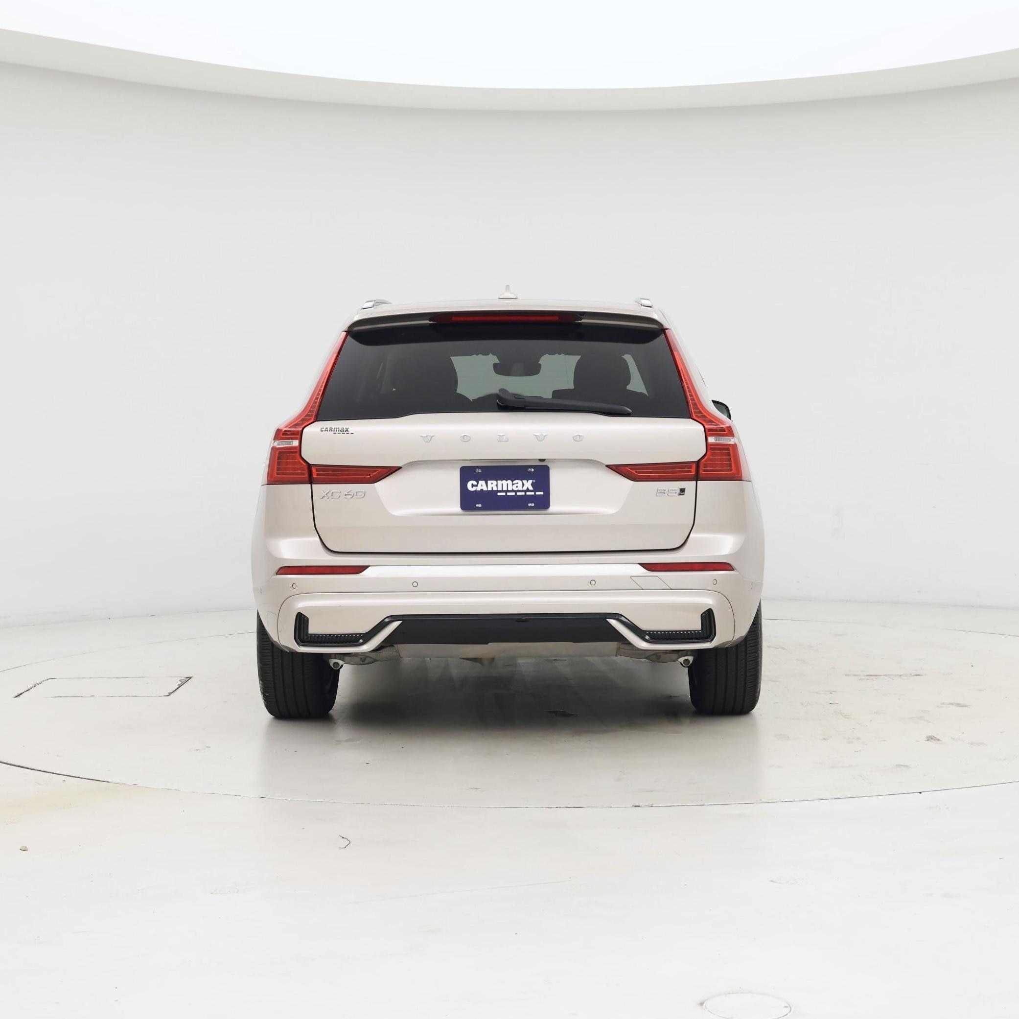 Thumbnail: 2025 Volvo XC60 - 6