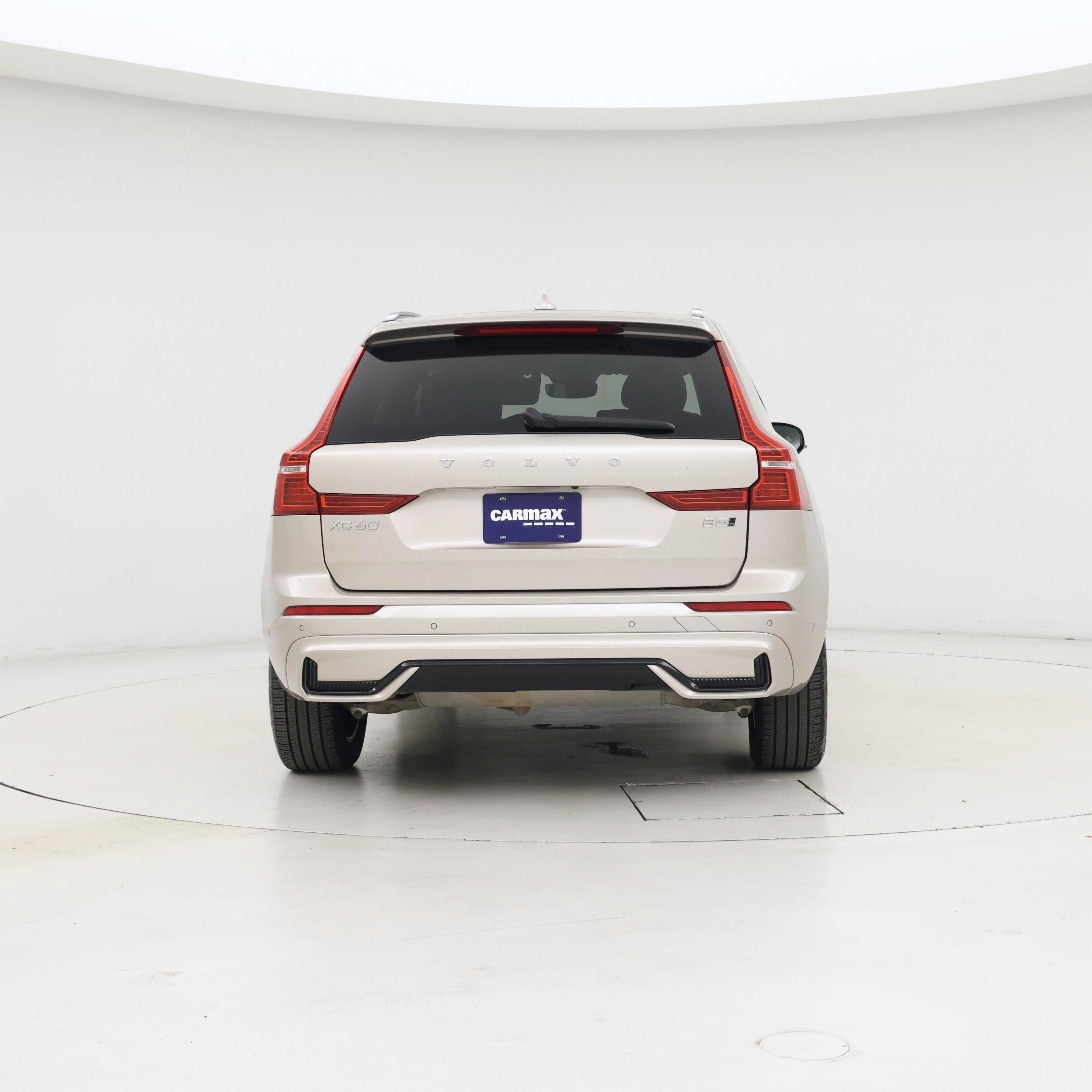 Thumbnail: 2025 Volvo XC60 - 6