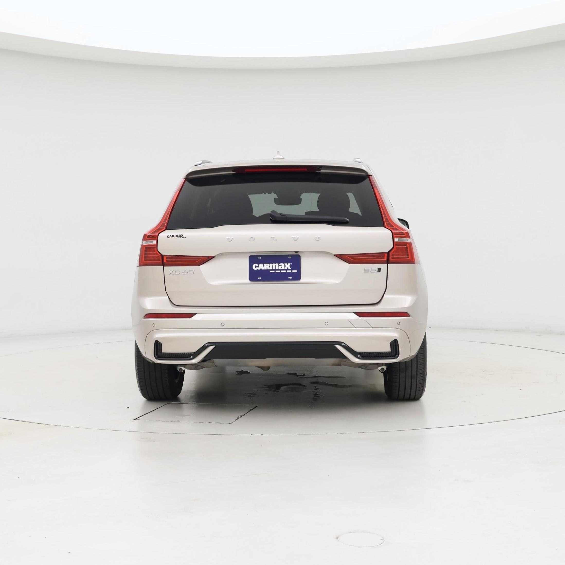 Thumbnail: 2025 Volvo XC60 - 6