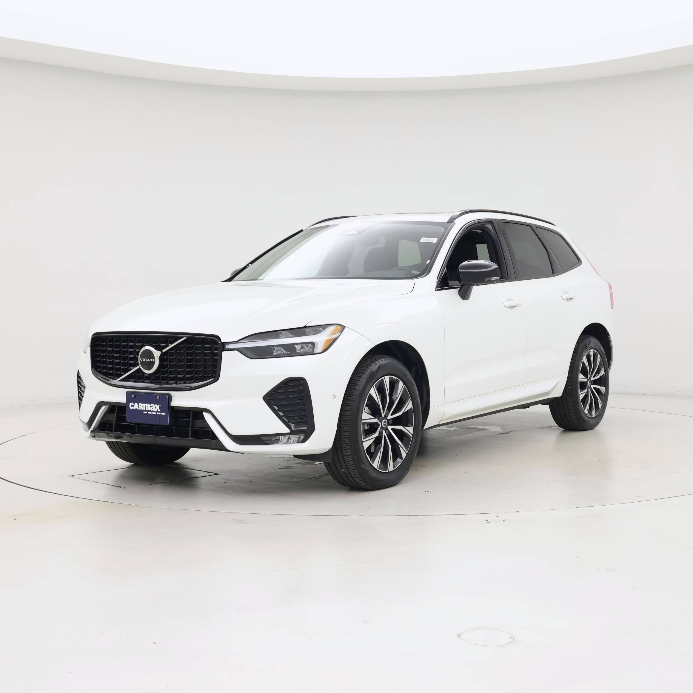 Thumbnail: 2025 Volvo XC60 - 4