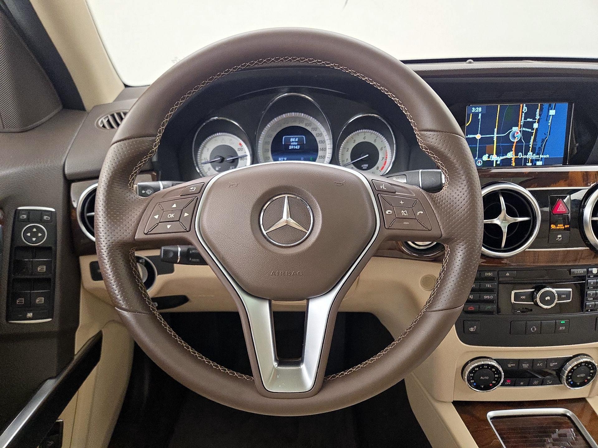 Thumbnail: 2015 Mercedes-Benz GLK - 10