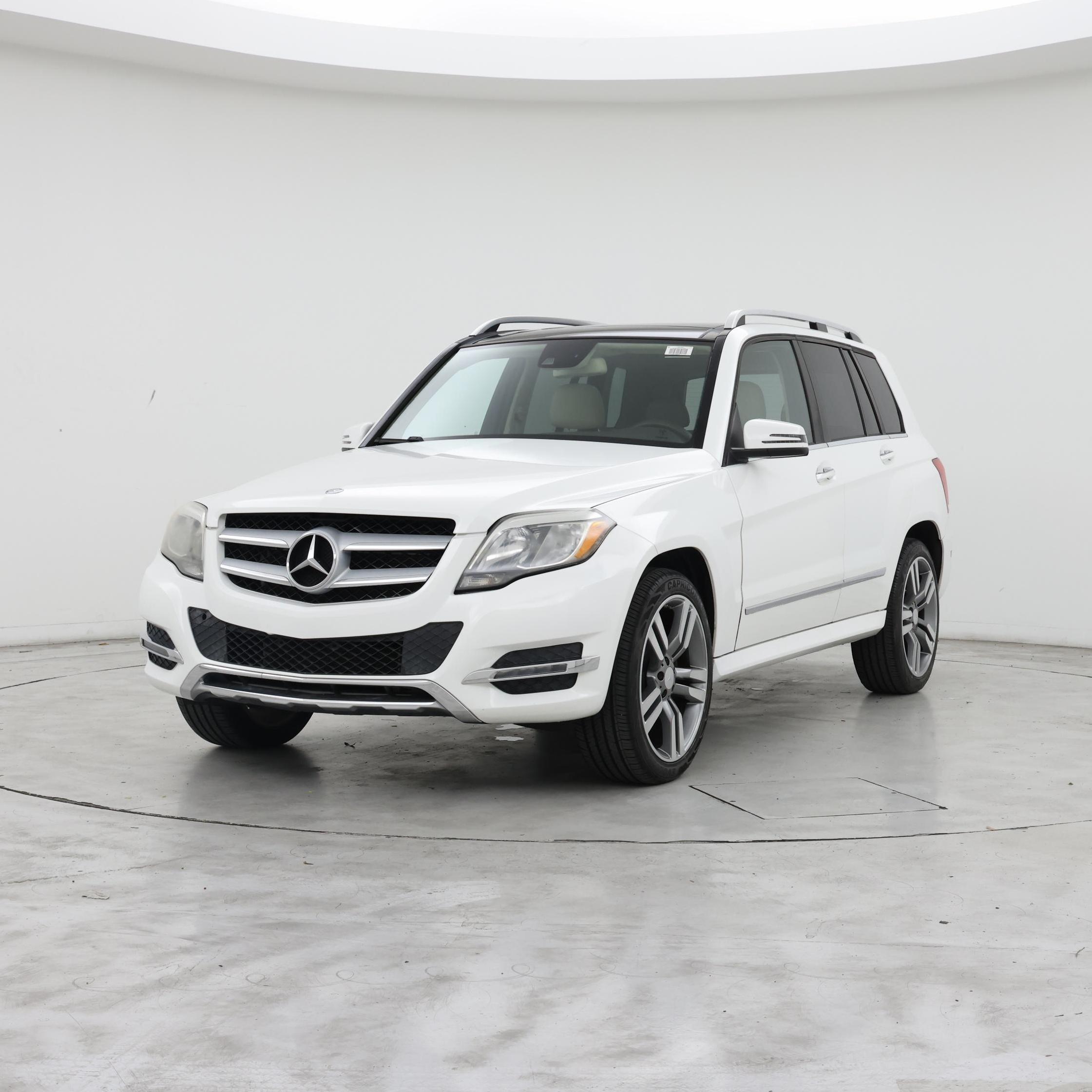Thumbnail: 2015 Mercedes-Benz GLK - 4