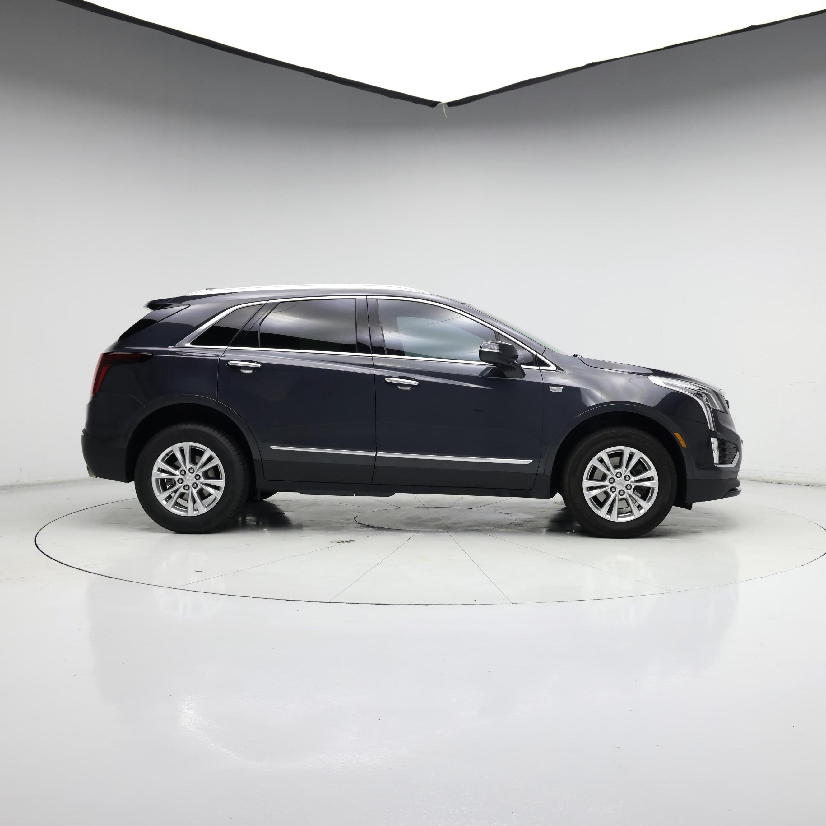 Thumbnail: 2023 Cadillac XT5 - 7