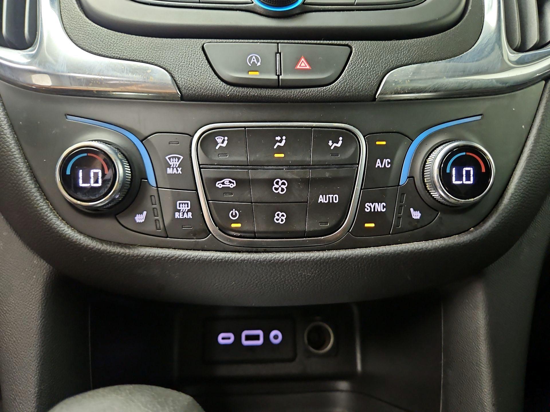Thumbnail: 2024 Chevrolet Equinox - 16
