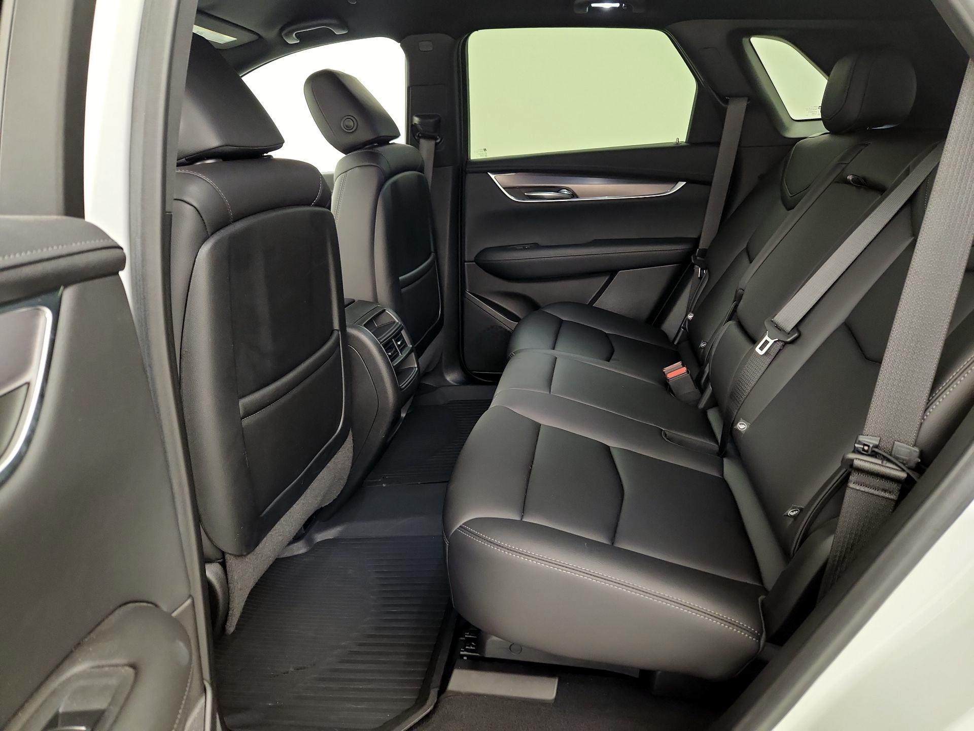 Thumbnail: 2021 Cadillac XT5 - 19