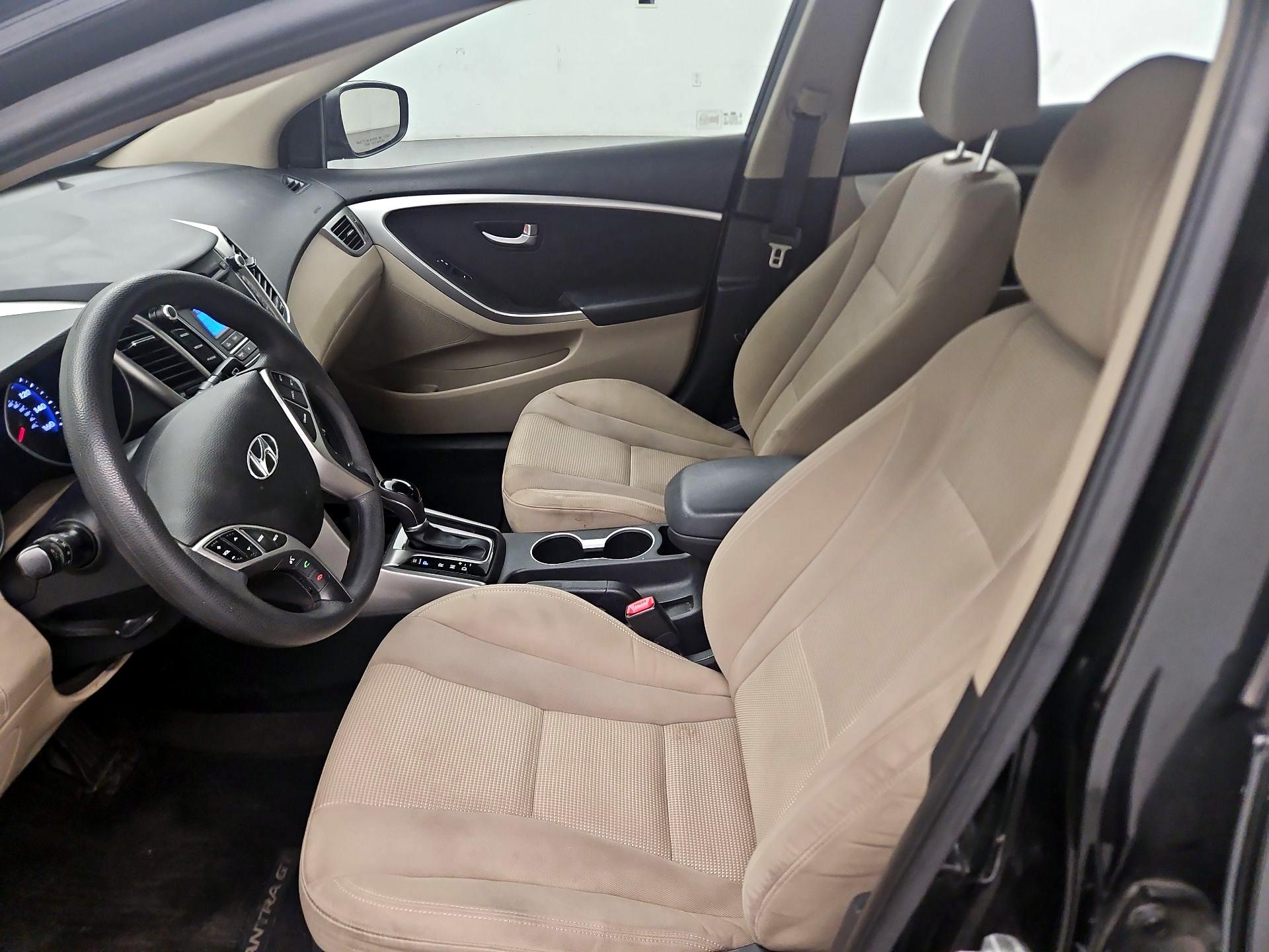 Thumbnail: 2016 Hyundai Elantra - 11