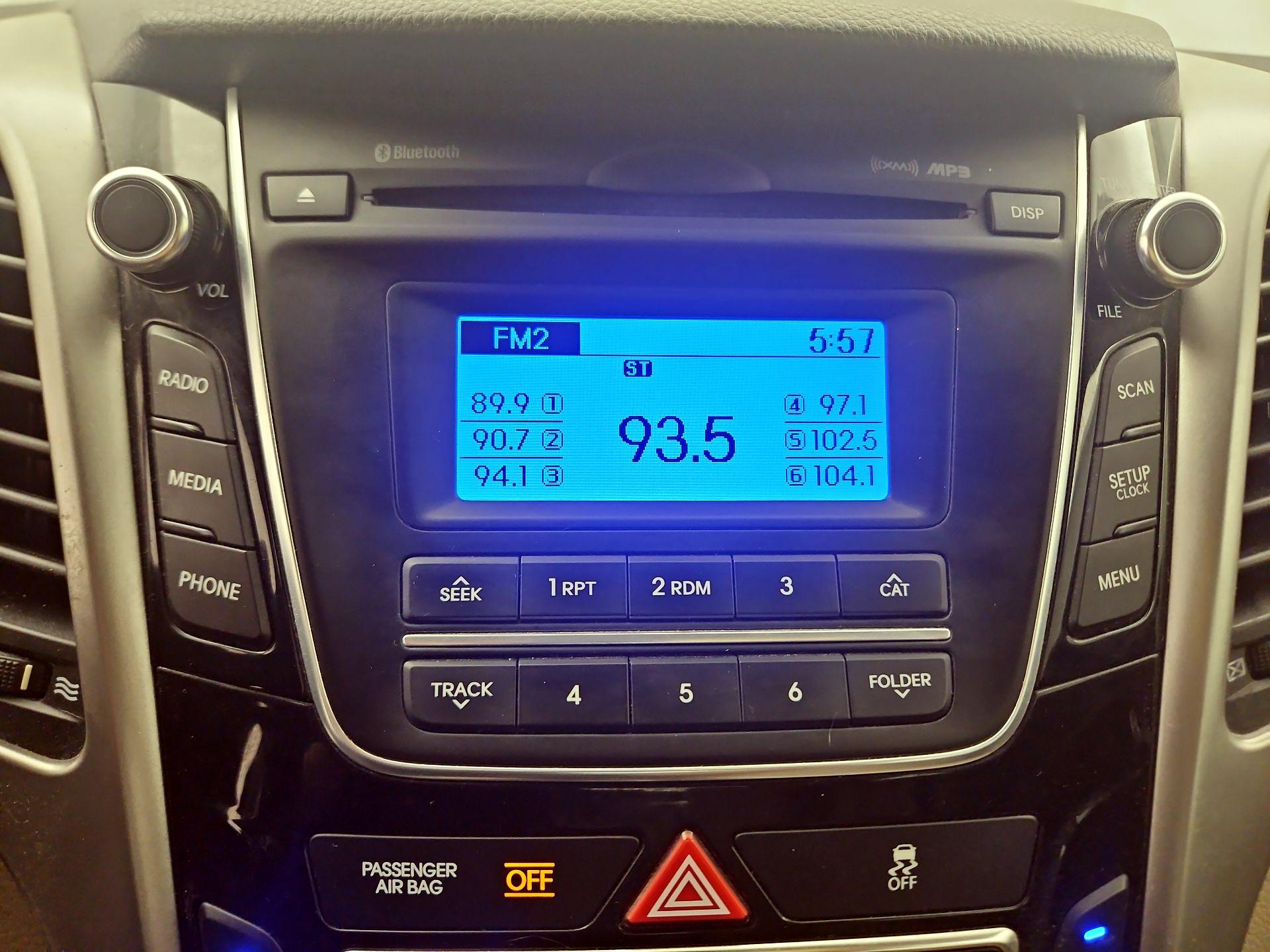 Thumbnail: 2016 Hyundai Elantra - 14