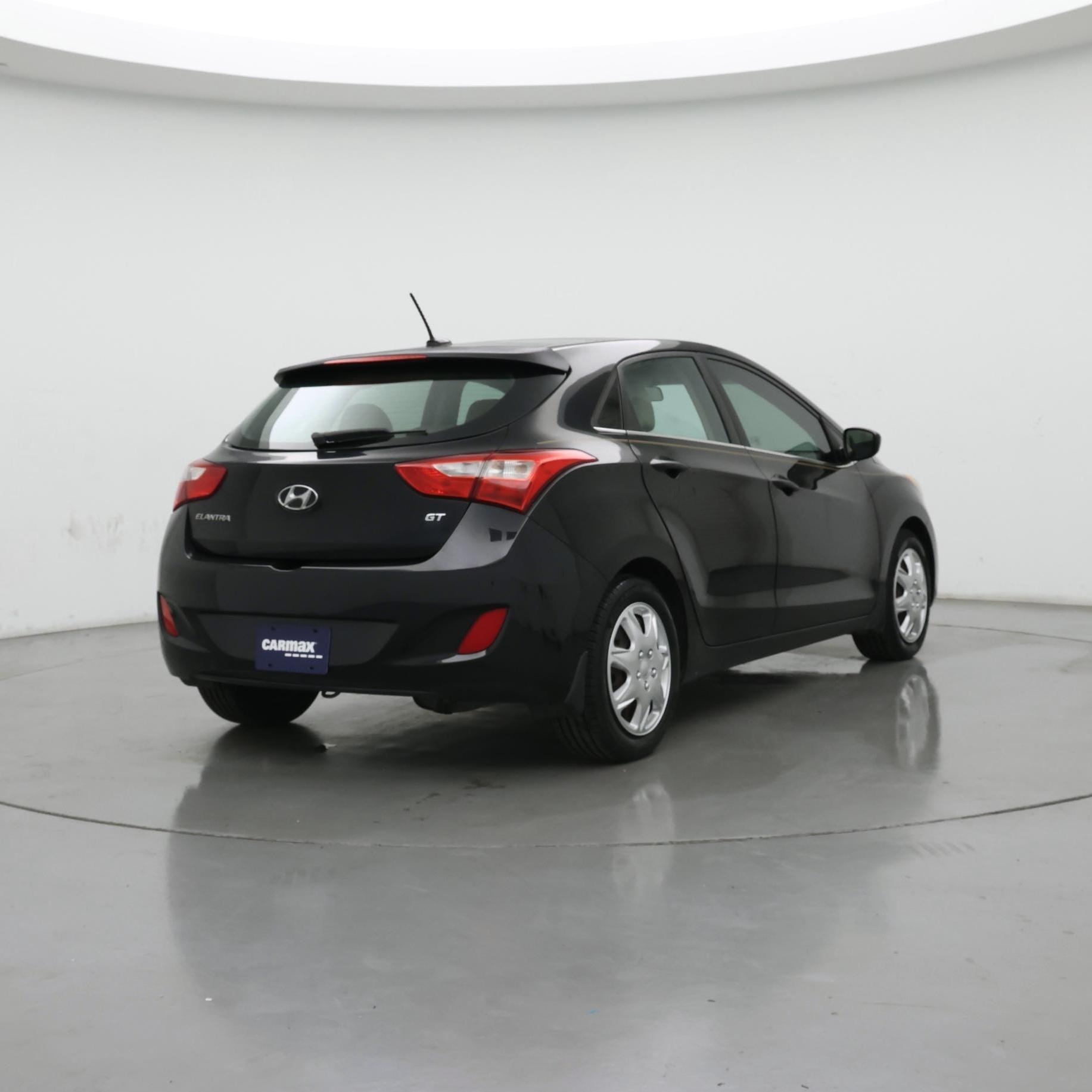 Thumbnail: 2016 Hyundai Elantra - 8
