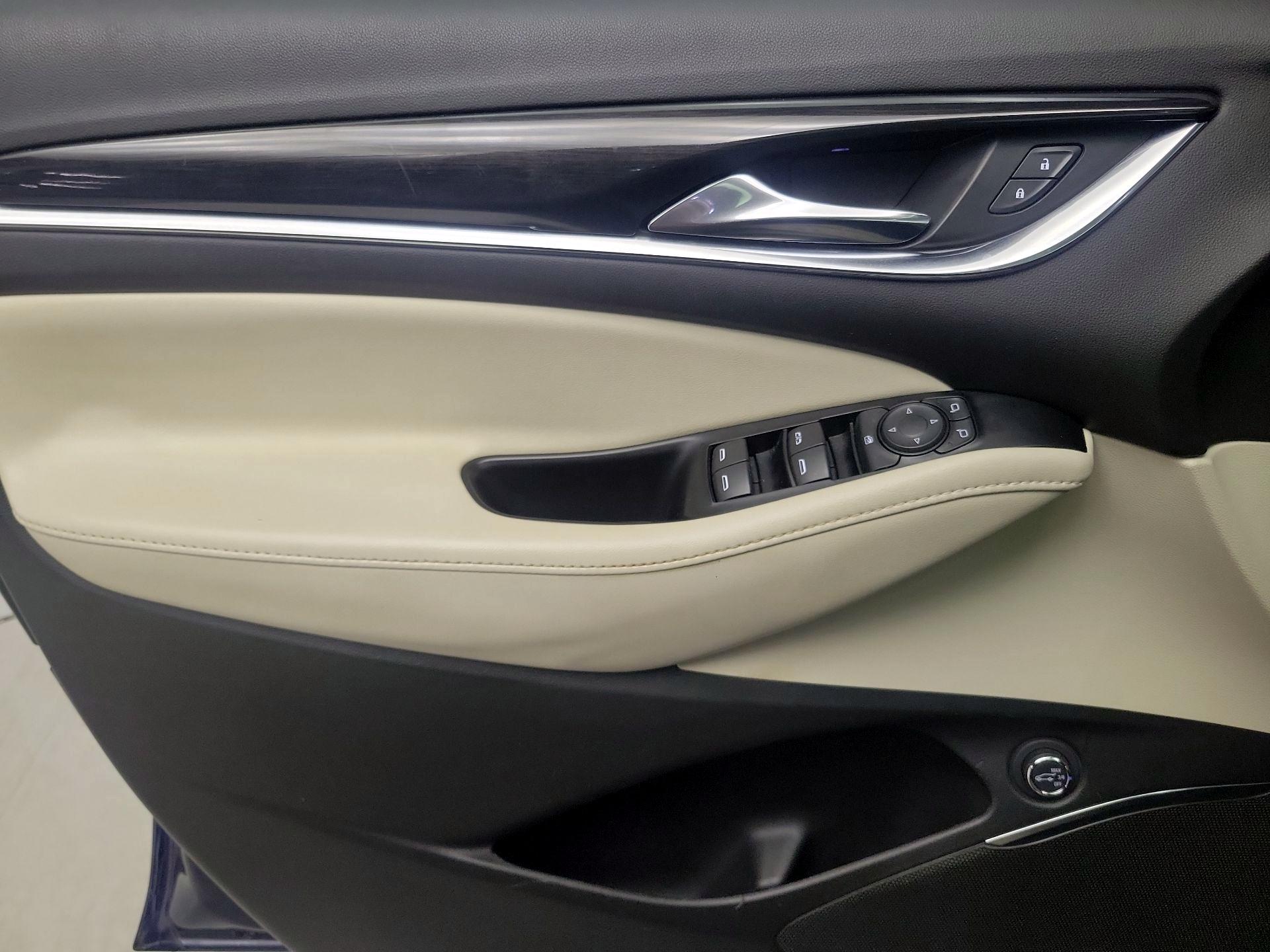 Thumbnail: 2022 Buick Enclave - 12