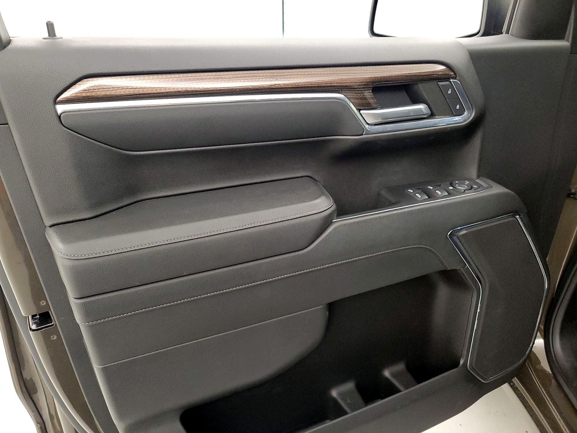 Thumbnail: 2023 Chevrolet Silverado 1500 - 12