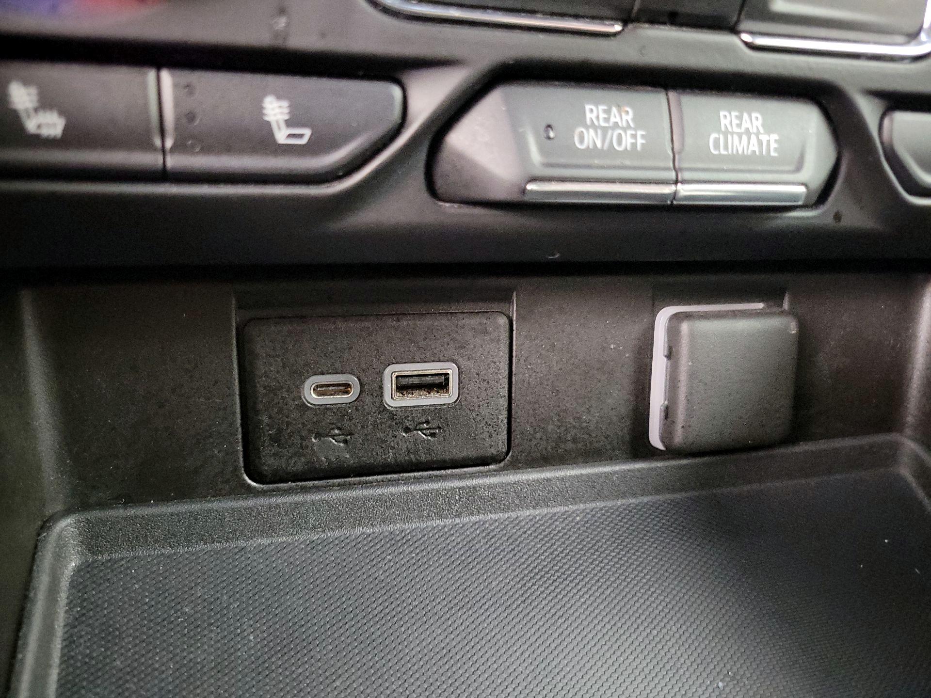 Thumbnail: 2021 Chevrolet Tahoe - 18