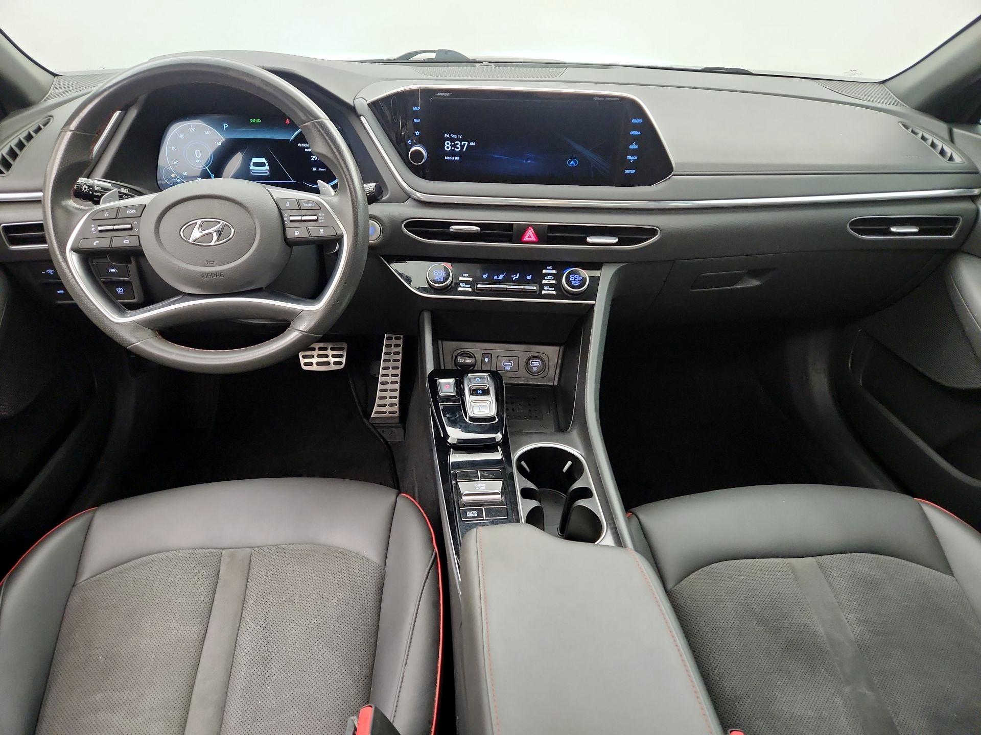 Thumbnail: 2022 Hyundai Sonata - 9