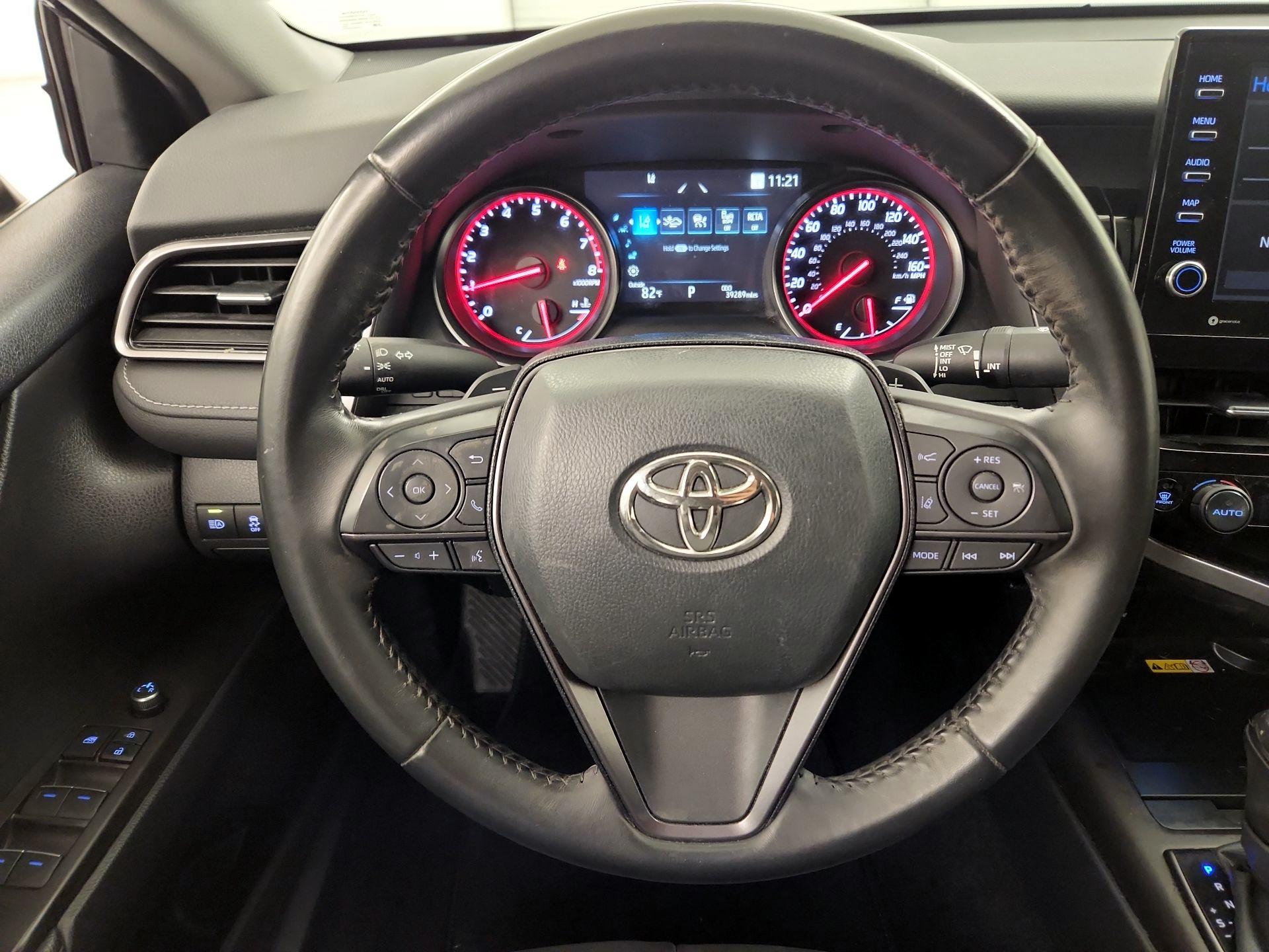 Thumbnail: 2023 Toyota Camry - 10