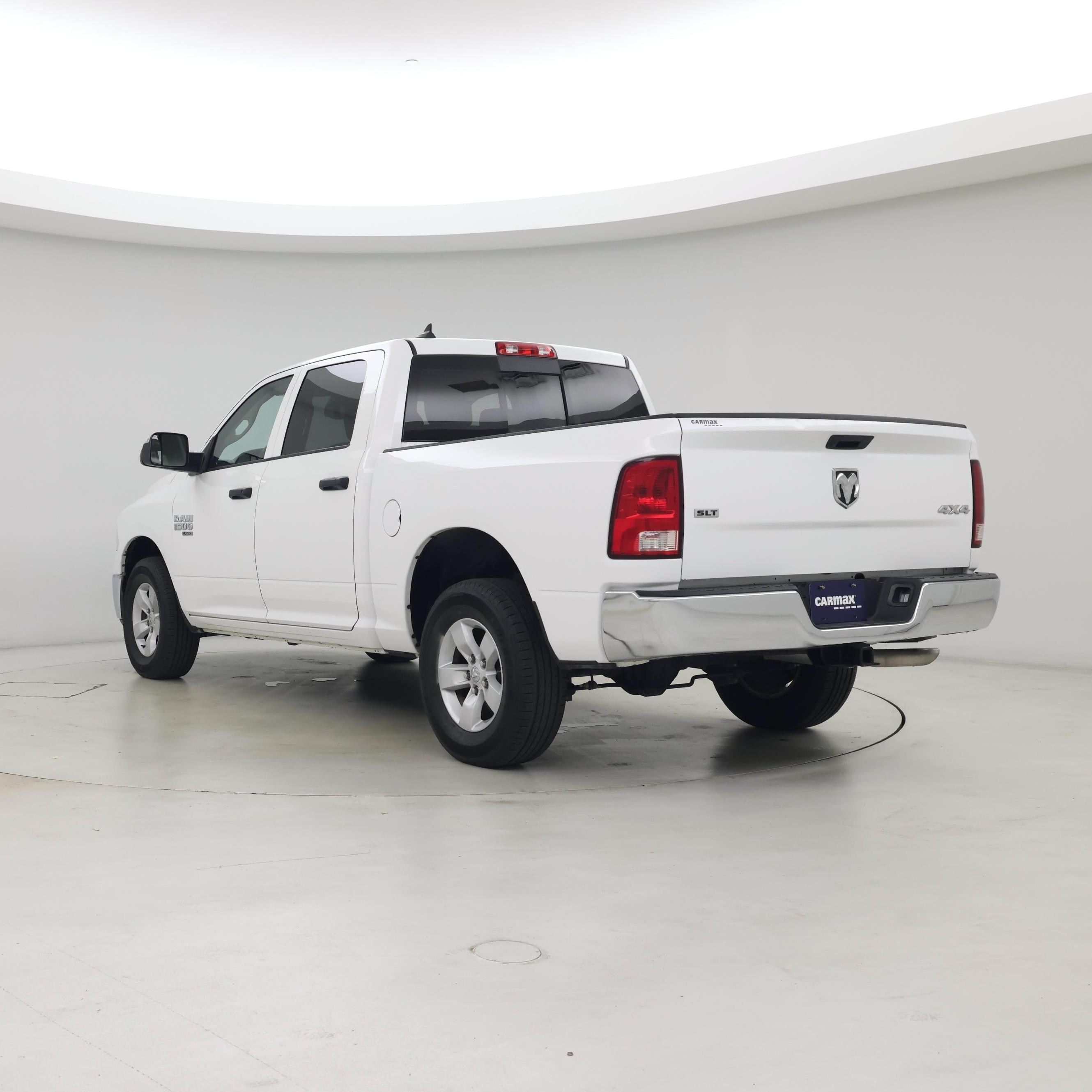 Thumbnail: 2023 RAM 1500 Classic - 2