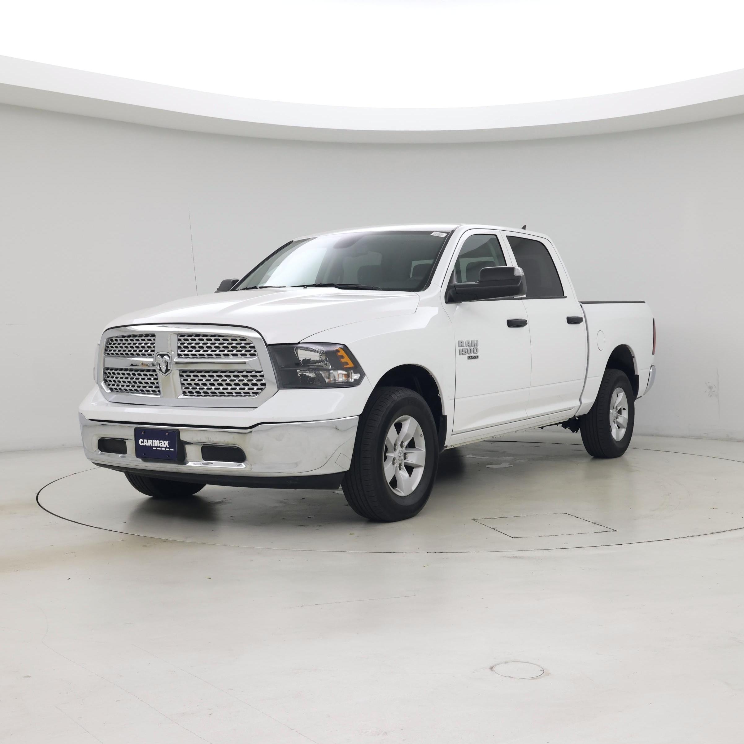 Thumbnail: 2023 RAM 1500 Classic - 4