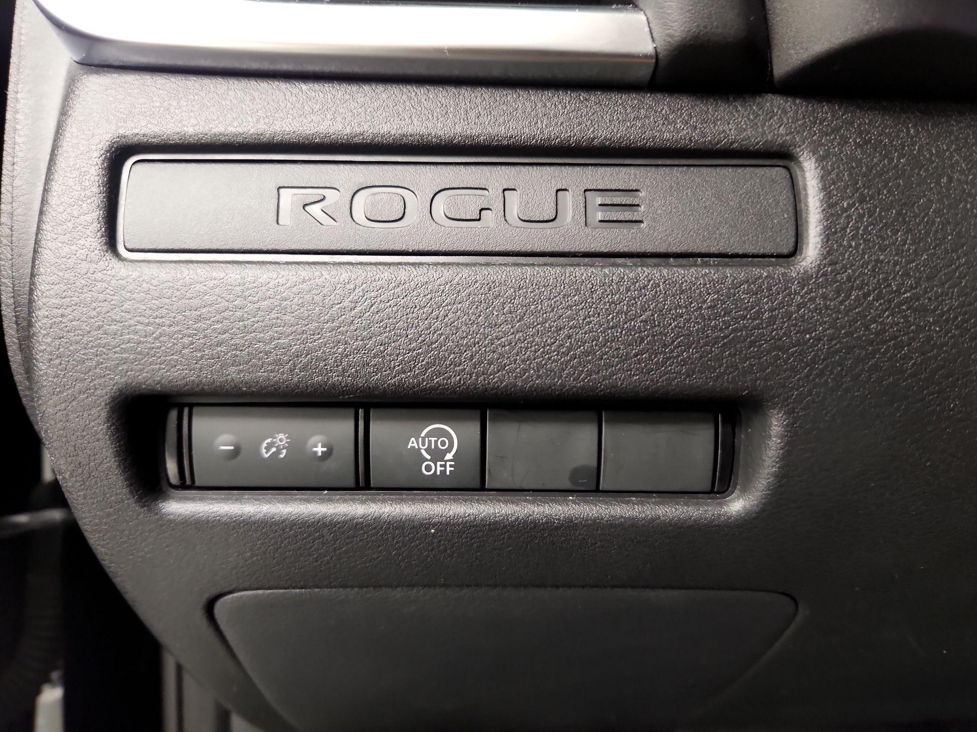 Thumbnail: 2023 Nissan Rogue - 13