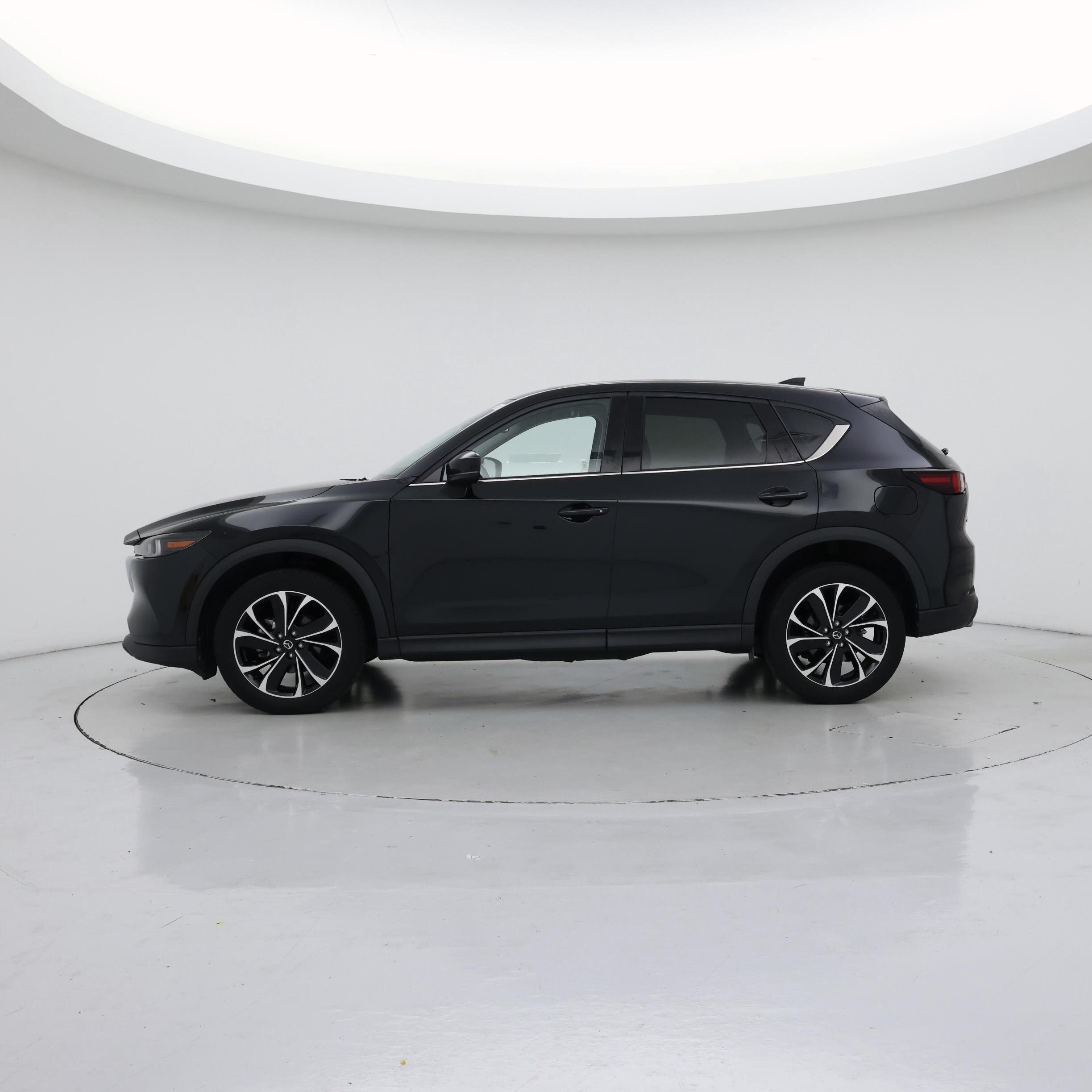Thumbnail: 2022 Mazda CX-5 - 3