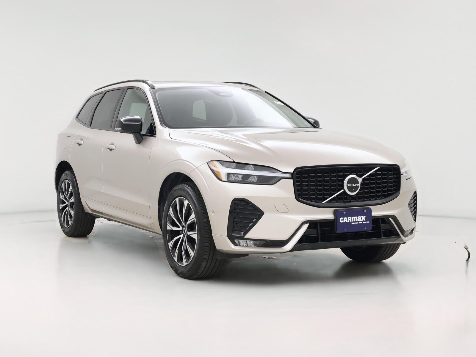 2025 Volvo XC60 Plus