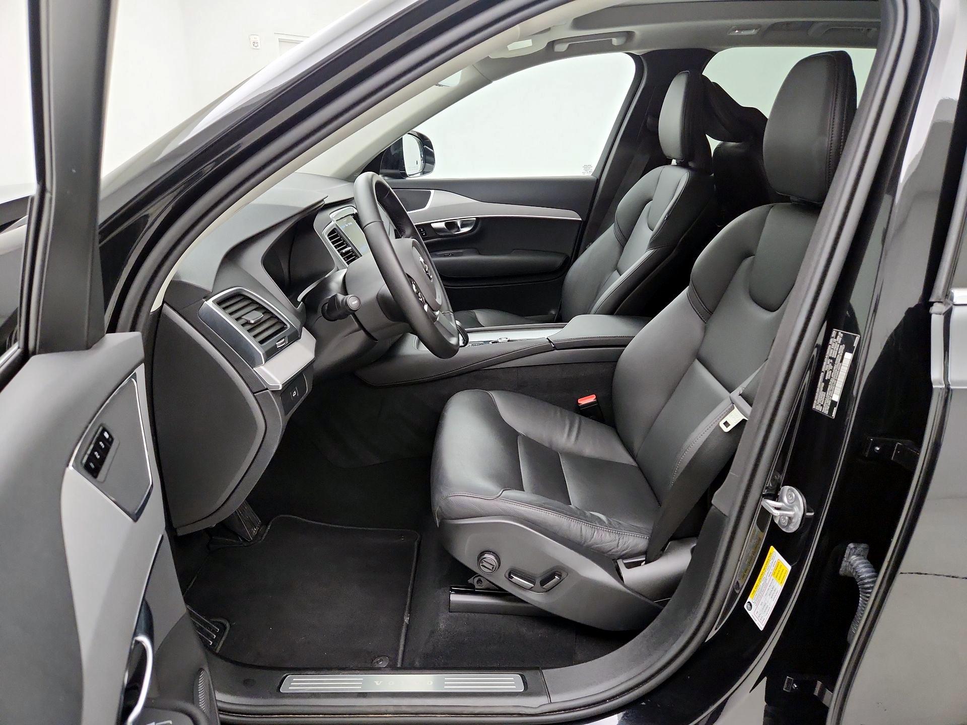 Thumbnail: 2025 Volvo XC90 - 11