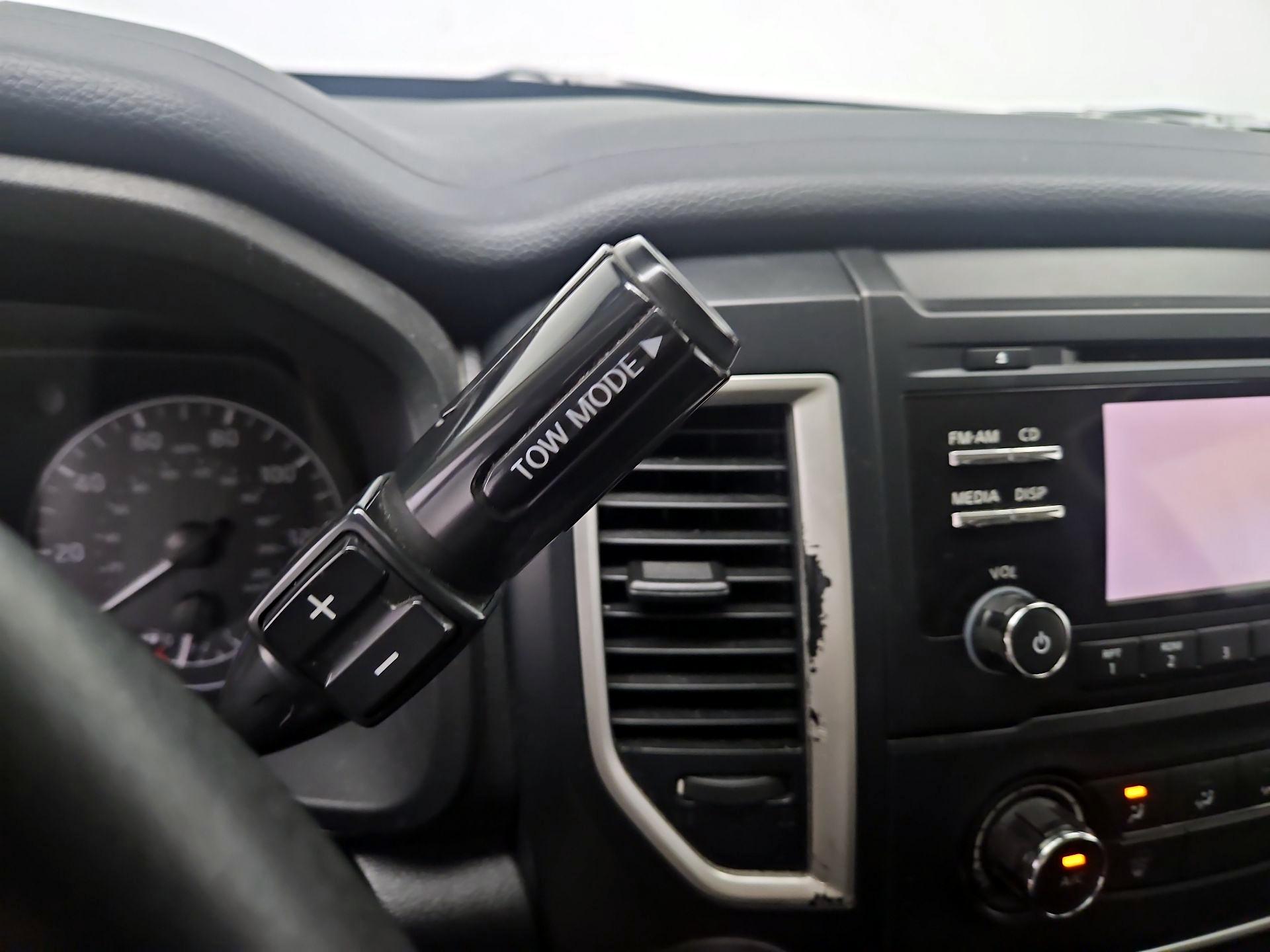 Thumbnail: 2018 Nissan Titan - 17