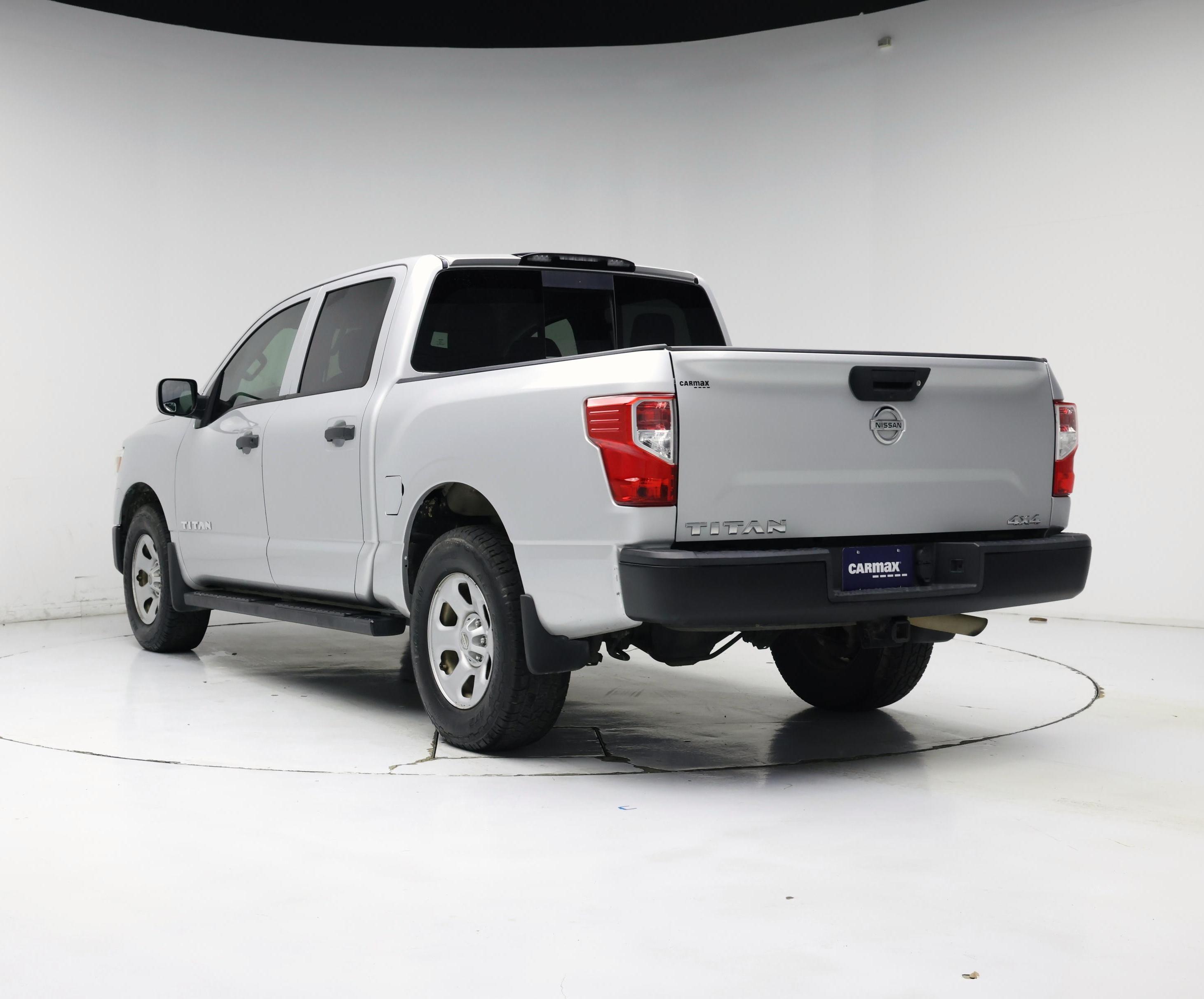 Thumbnail: 2018 Nissan Titan - 2