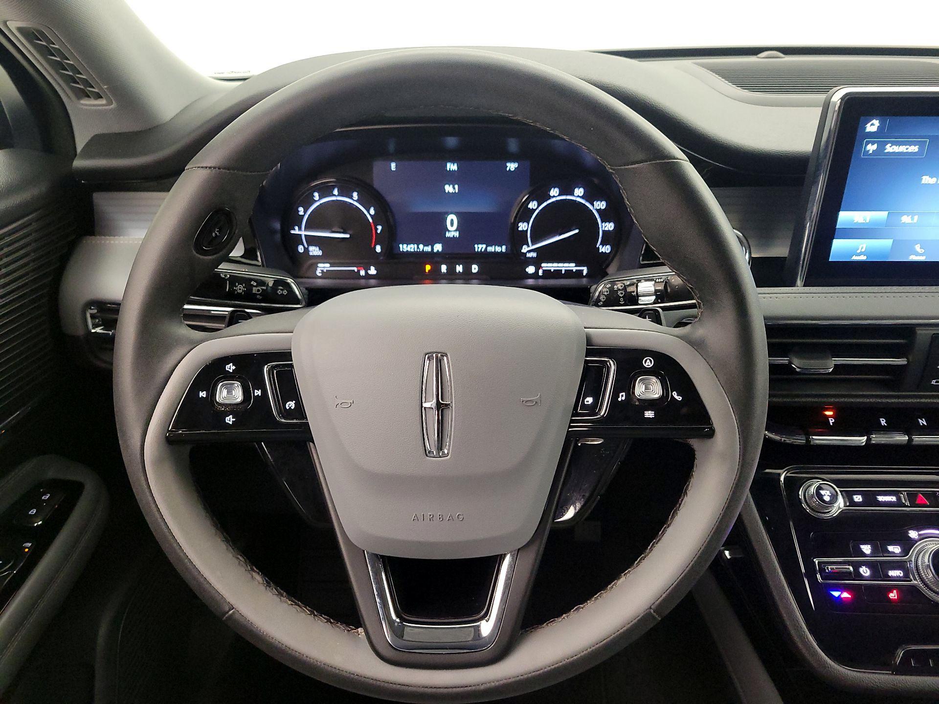 Thumbnail: 2022 Lincoln Corsair - 10