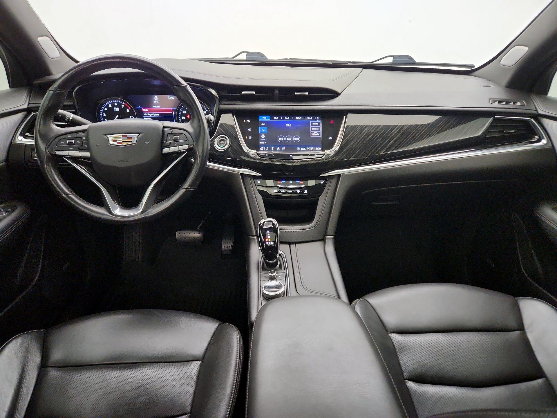 Thumbnail: 2020 Cadillac XT6 - 9