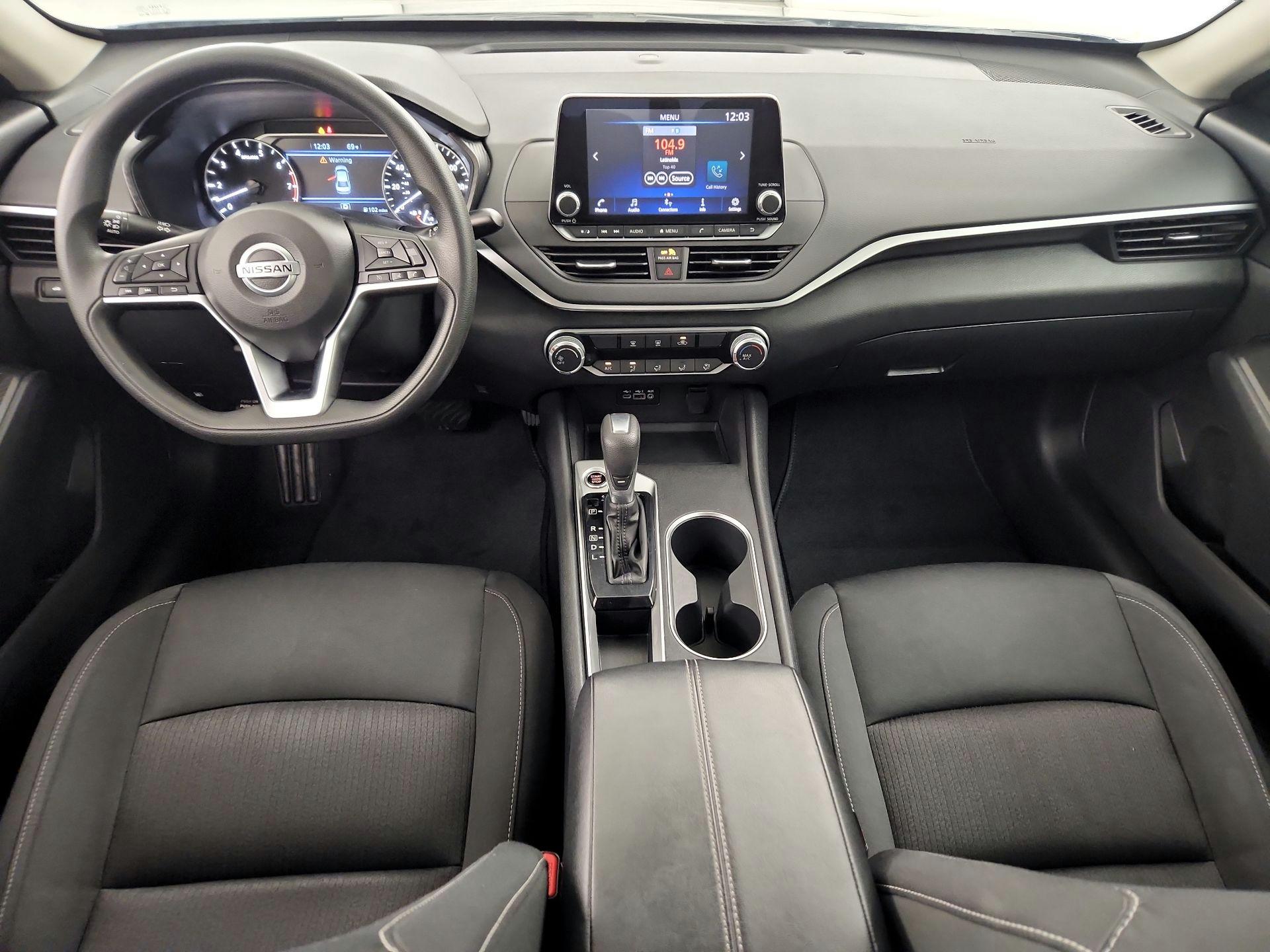 Thumbnail: 2022 Nissan Altima - 9