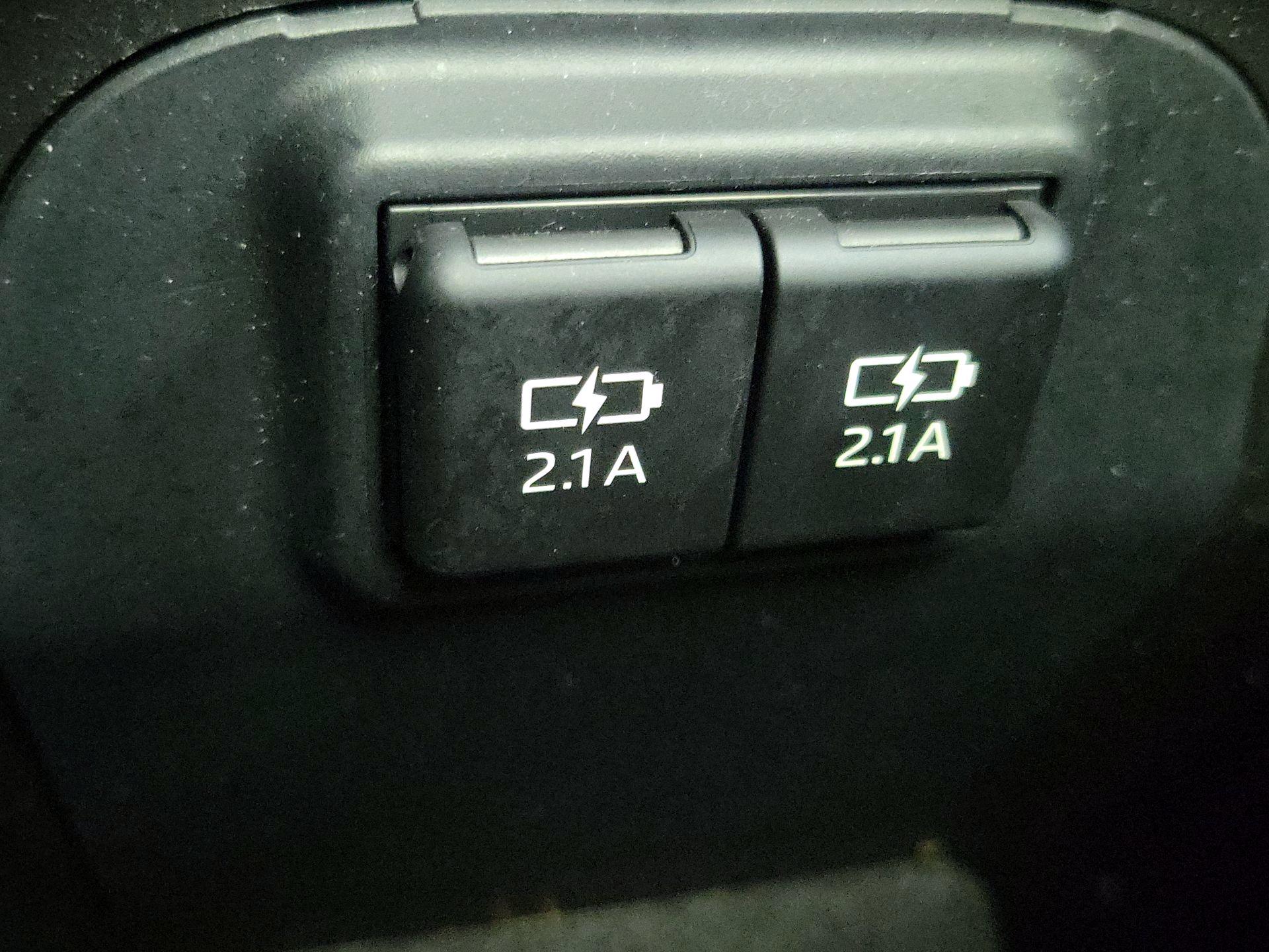 Thumbnail: 2020 Toyota RAV4 - 18