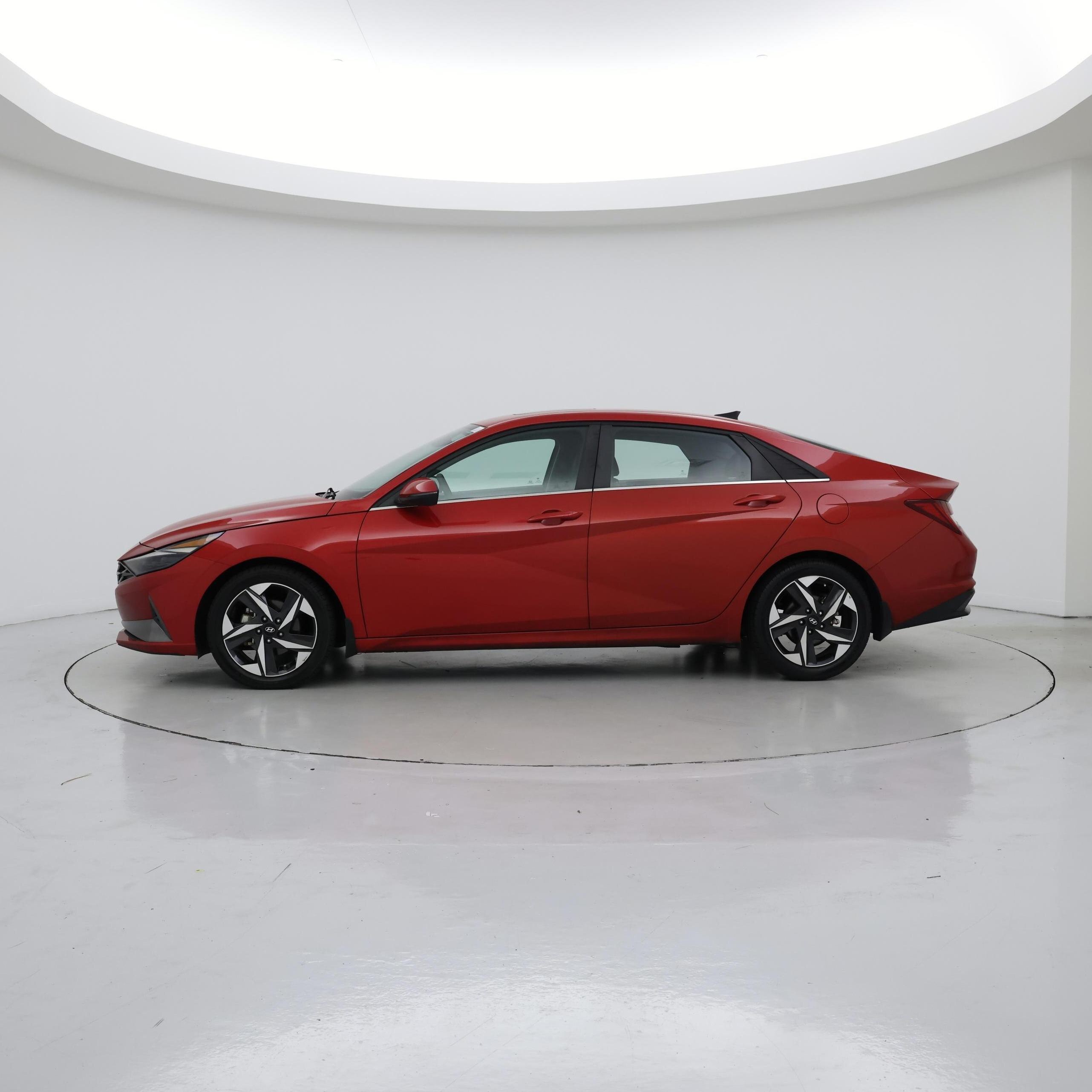 Thumbnail: 2023 Hyundai Elantra - 3