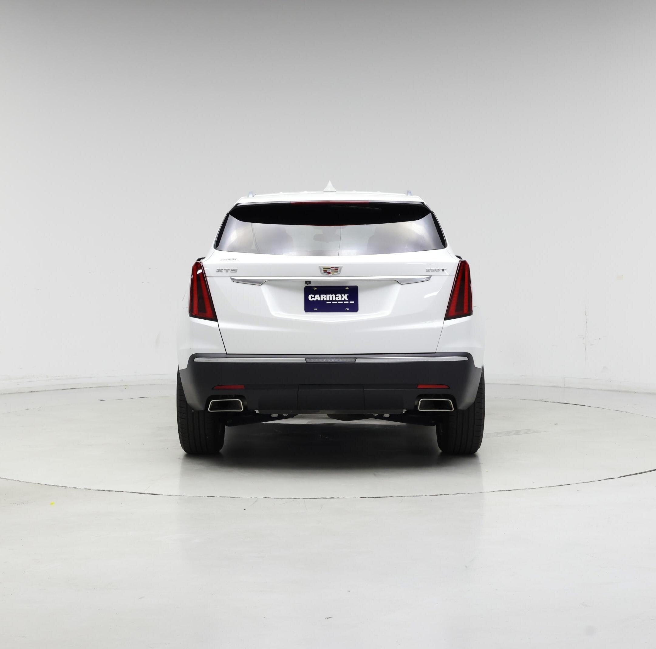 Thumbnail: 2023 Cadillac XT5 - 6