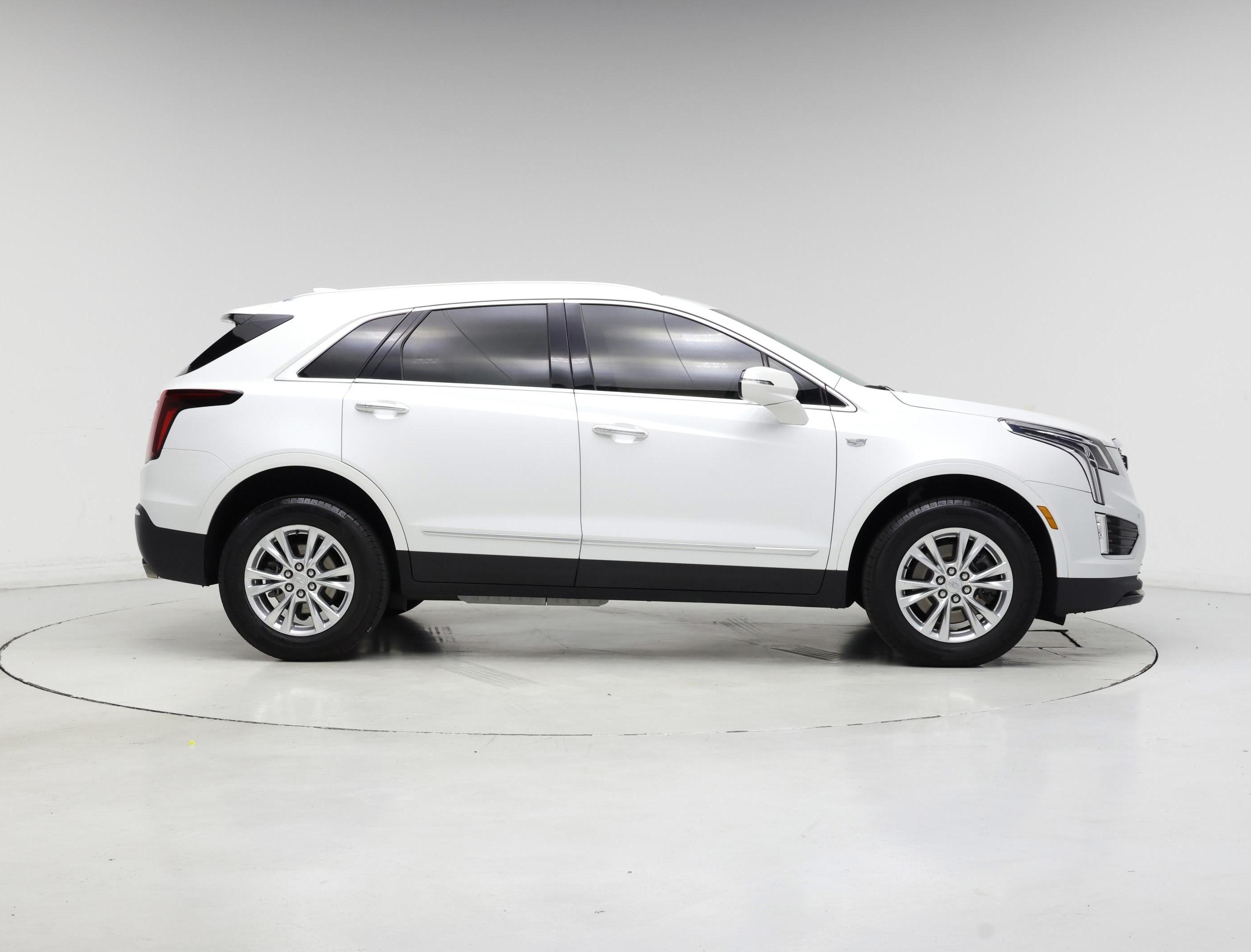 Thumbnail: 2023 Cadillac XT5 - 7