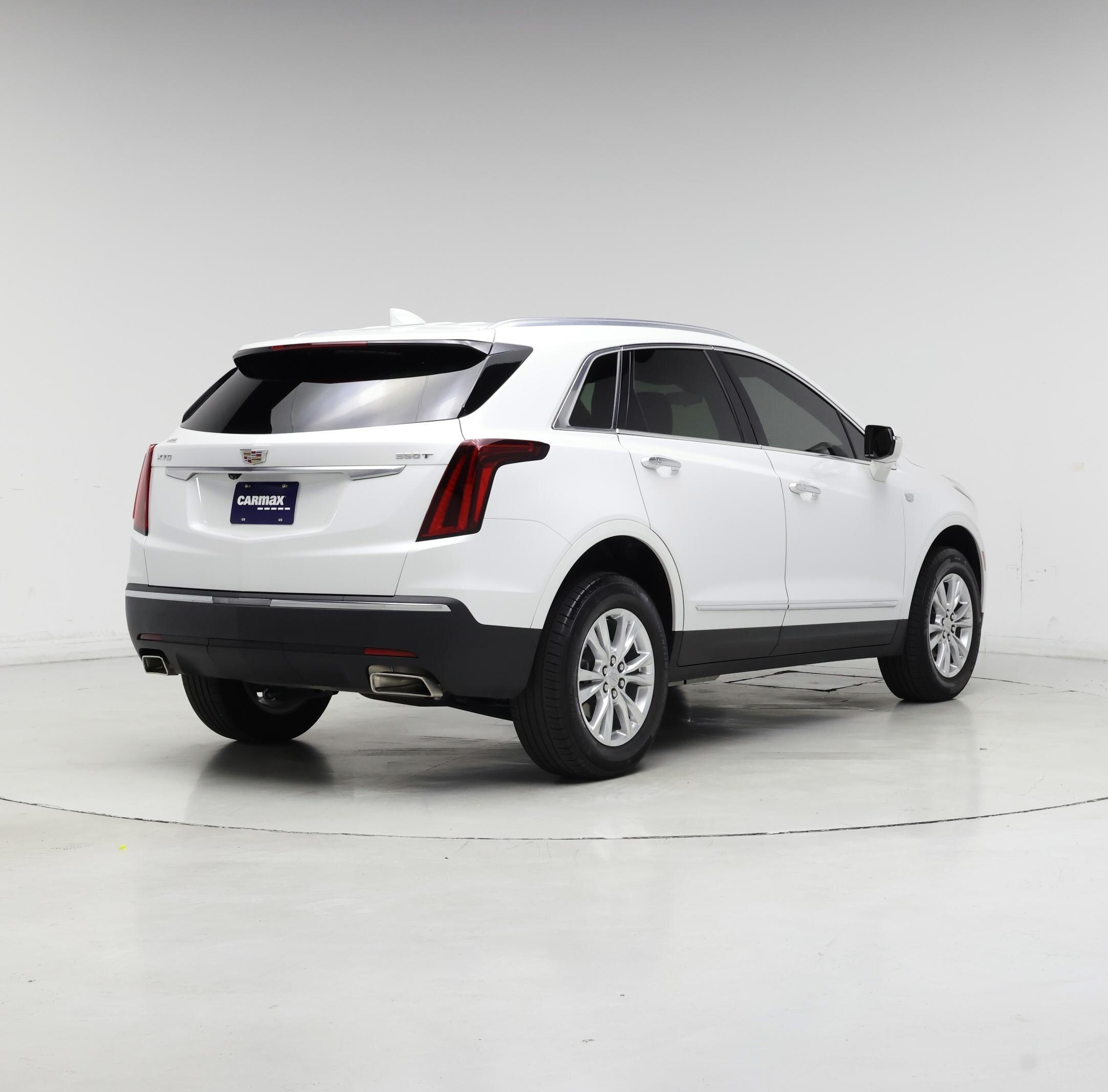 Thumbnail: 2023 Cadillac XT5 - 8