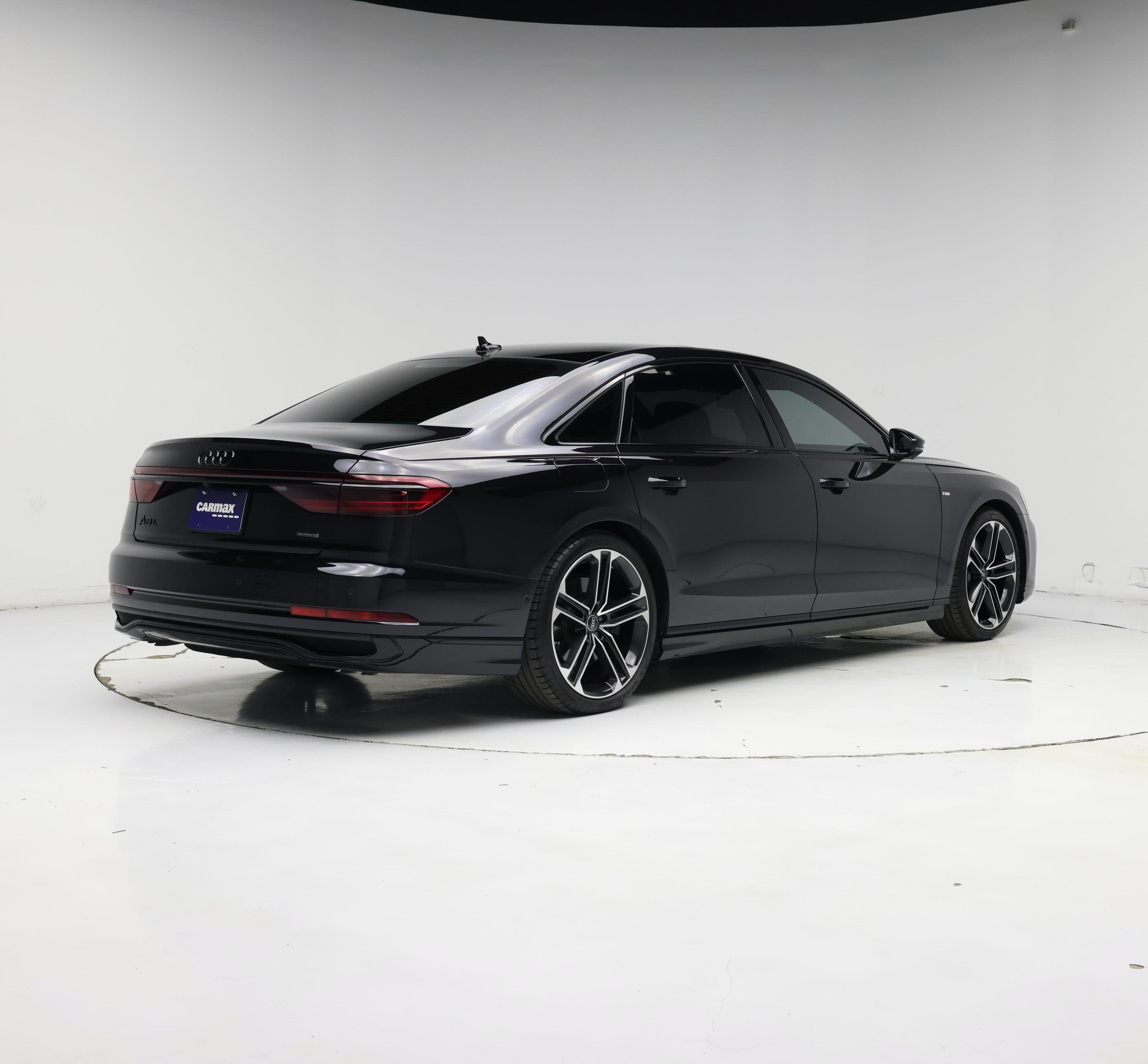 Thumbnail: 2025 Audi A8 - 8