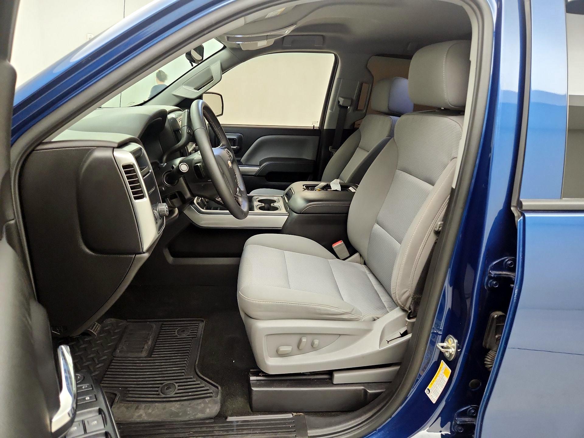 Thumbnail: 2018 Chevrolet Silverado 1500 - 11