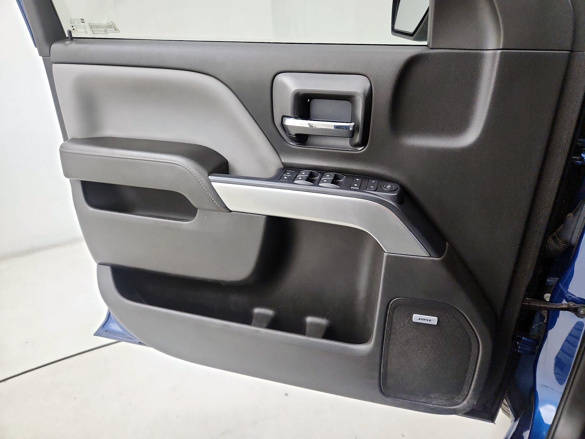 Thumbnail: 2018 Chevrolet Silverado 1500 - 12