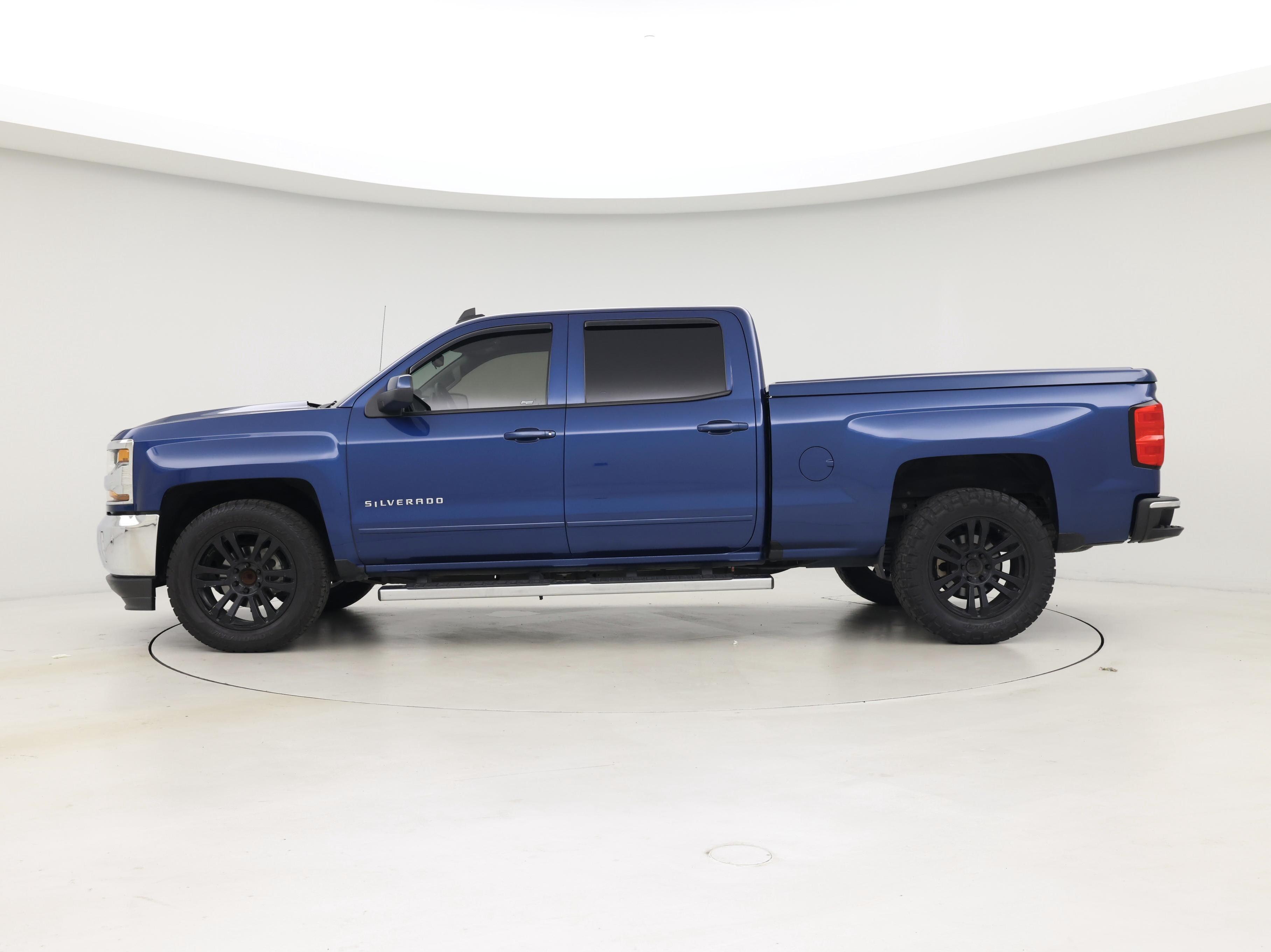 Thumbnail: 2018 Chevrolet Silverado 1500 - 3