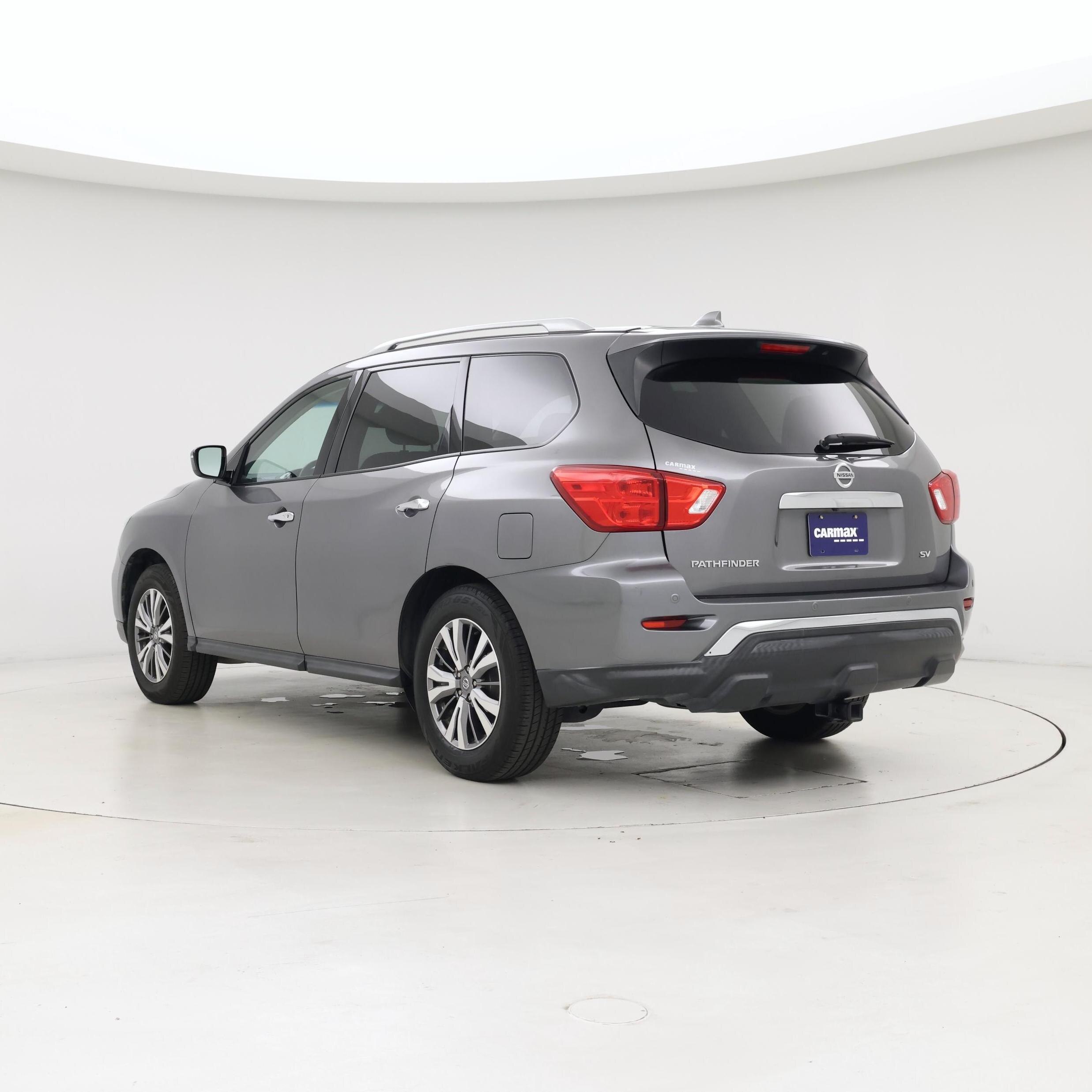 Thumbnail: 2019 Nissan Pathfinder - 2