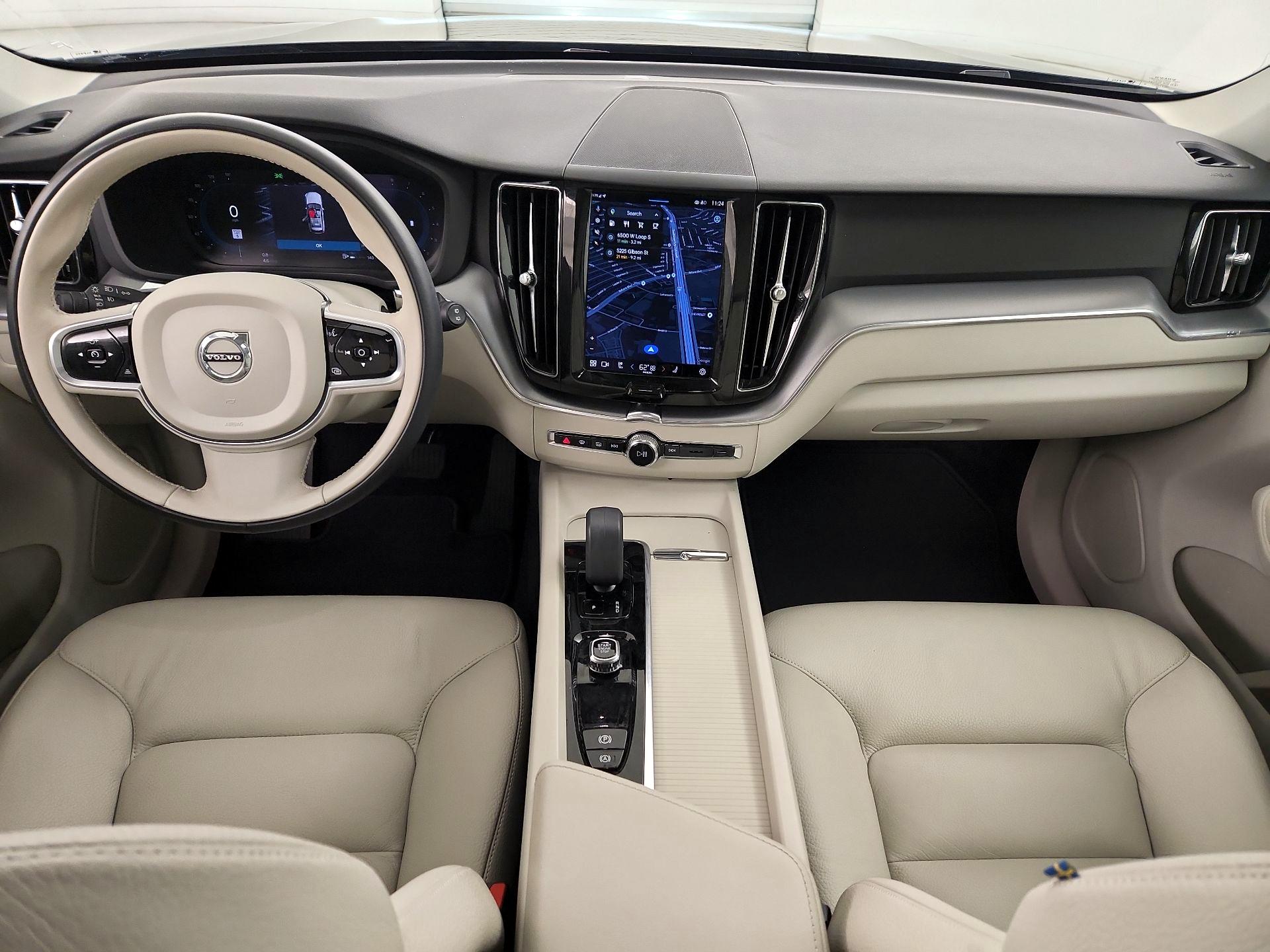 Thumbnail: 2023 Volvo XC60 - 9